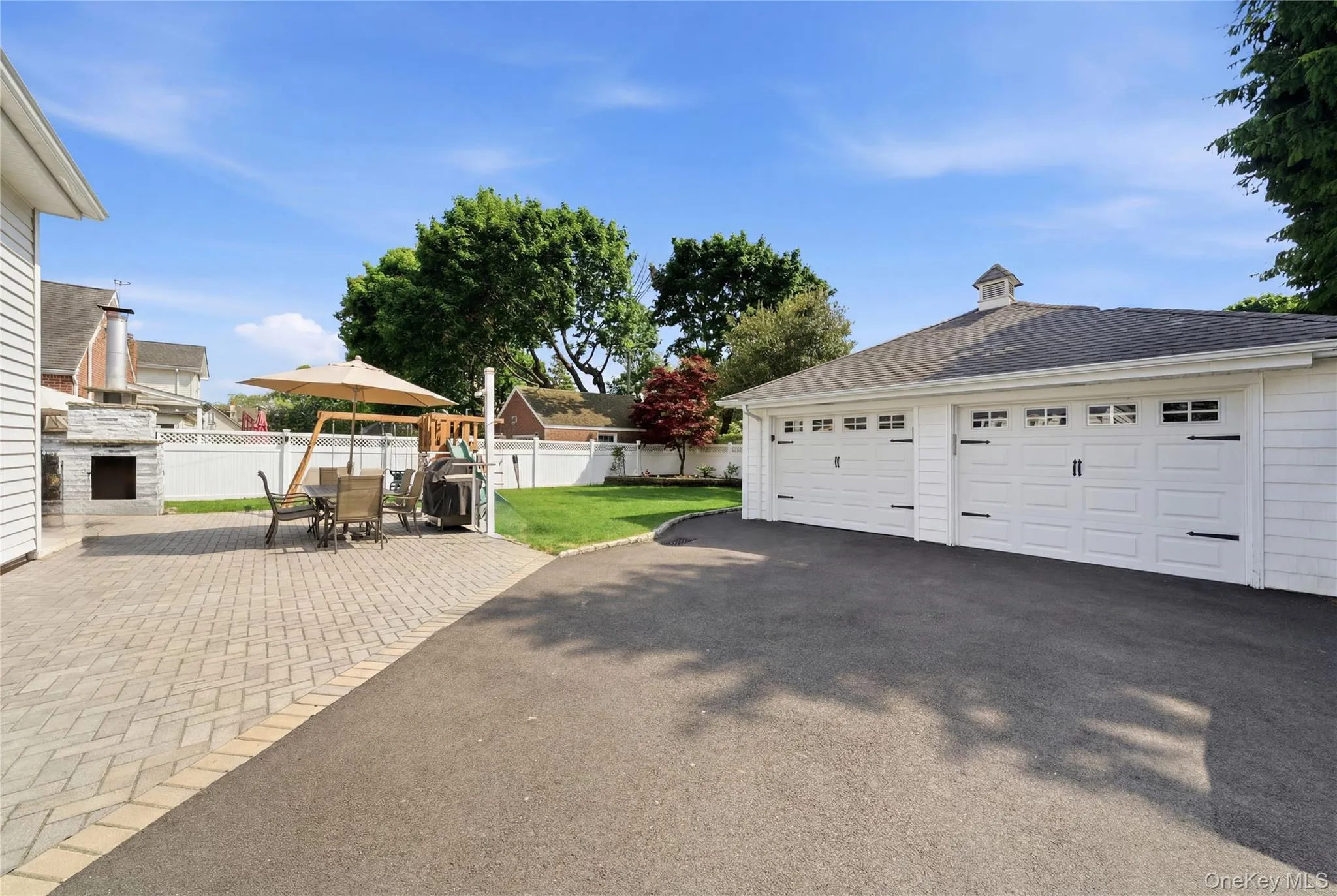82 Sunset Road, Islip, NY, 3 Bedrooms Bedrooms, 11 Rooms Rooms,3 BathroomsBathrooms,Residential,For Rent,Sunset,0,1005625 82 Sunset Road, Islip, NY, 3 Bedrooms Bedrooms, 11 Rooms Rooms,3 BathroomsBathrooms,Residential,For Rent,Sunset,0,1005625