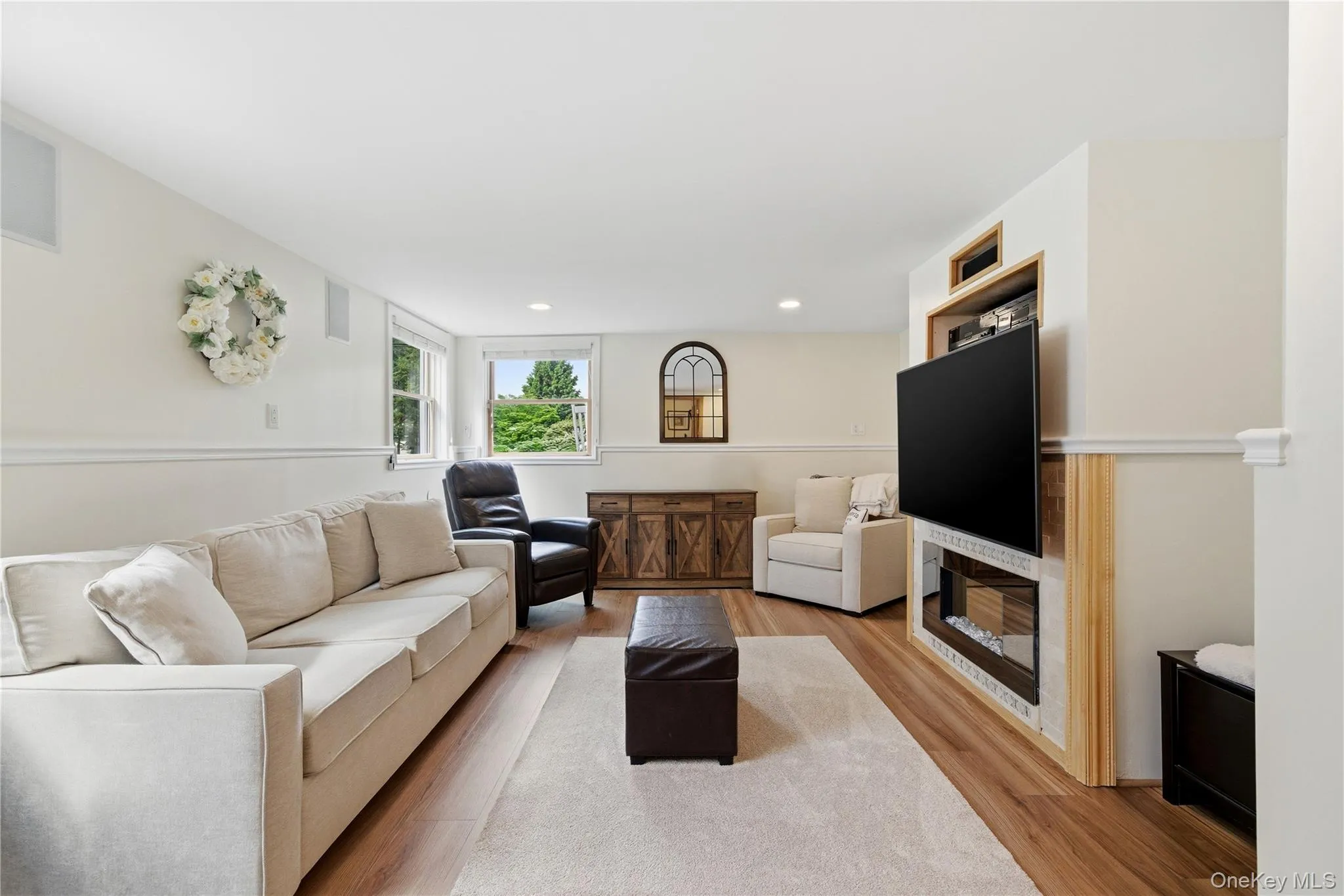 82 Sunset Road, Islip, NY, 3 Bedrooms Bedrooms, 11 Rooms Rooms,3 BathroomsBathrooms,Residential,For Rent,Sunset,0,1005625 82 Sunset Road, Islip, NY, 3 Bedrooms Bedrooms, 11 Rooms Rooms,3 BathroomsBathrooms,Residential,For Rent,Sunset,0,1005625