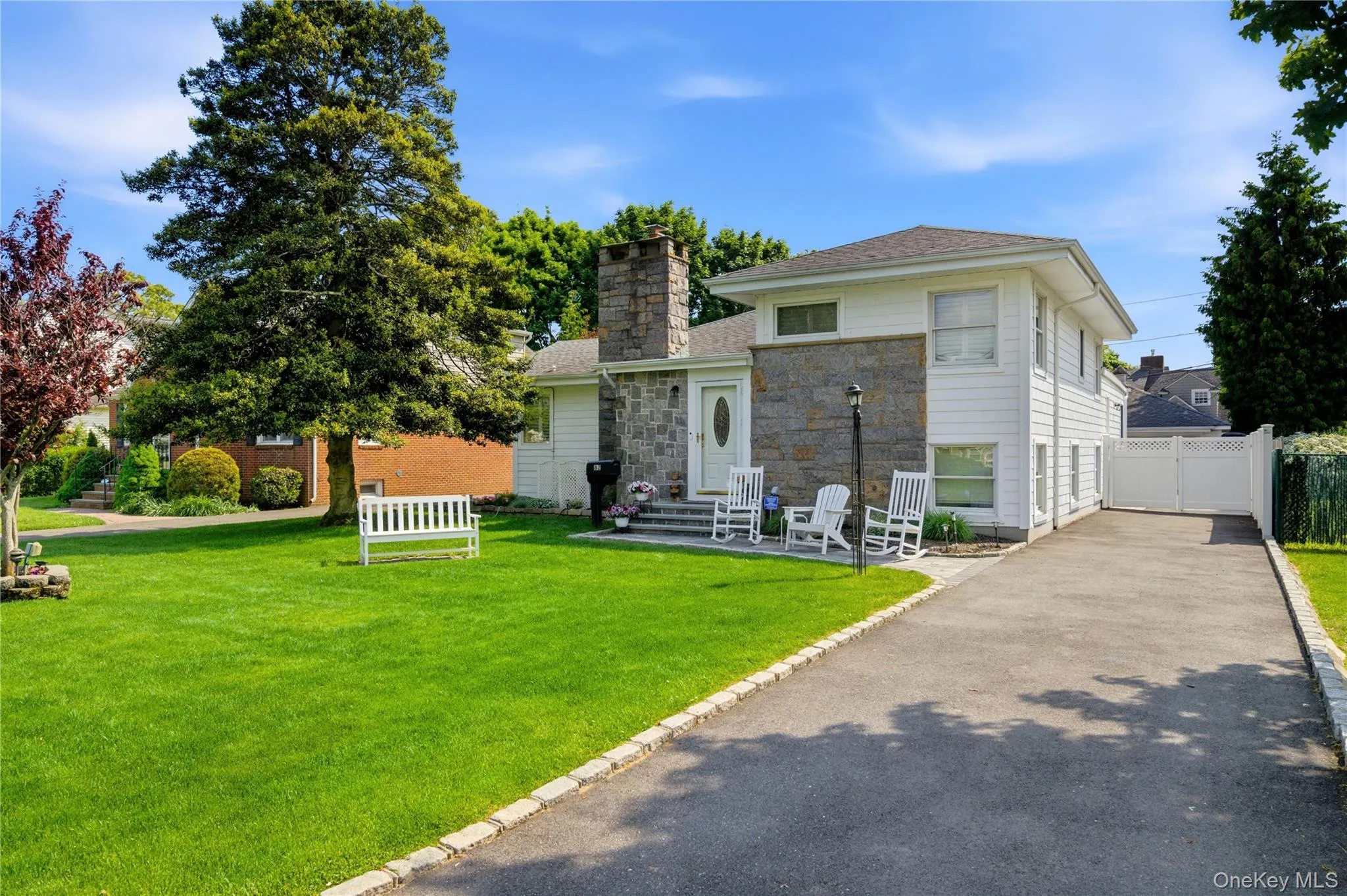 82 Sunset Road, Islip, NY, 3 Bedrooms Bedrooms, 11 Rooms Rooms,3 BathroomsBathrooms,Residential,For Rent,Sunset,0,1005625 82 Sunset Road, Islip, NY, 3 Bedrooms Bedrooms, 11 Rooms Rooms,3 BathroomsBathrooms,Residential,For Rent,Sunset,0,1005625