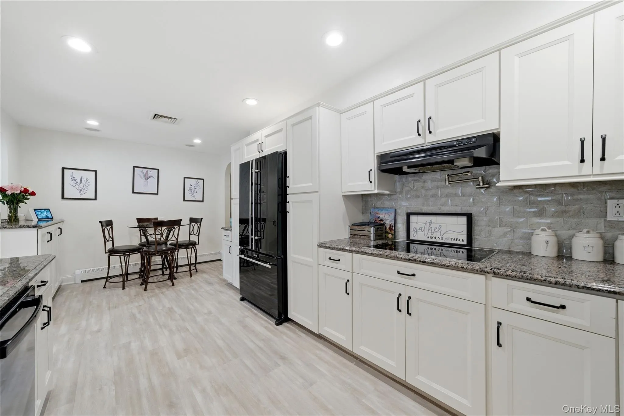 82 Sunset Road, Islip, NY, 3 Bedrooms Bedrooms, 11 Rooms Rooms,3 BathroomsBathrooms,Residential,For Rent,Sunset,0,1005625 82 Sunset Road, Islip, NY, 3 Bedrooms Bedrooms, 11 Rooms Rooms,3 BathroomsBathrooms,Residential,For Rent,Sunset,0,1005625