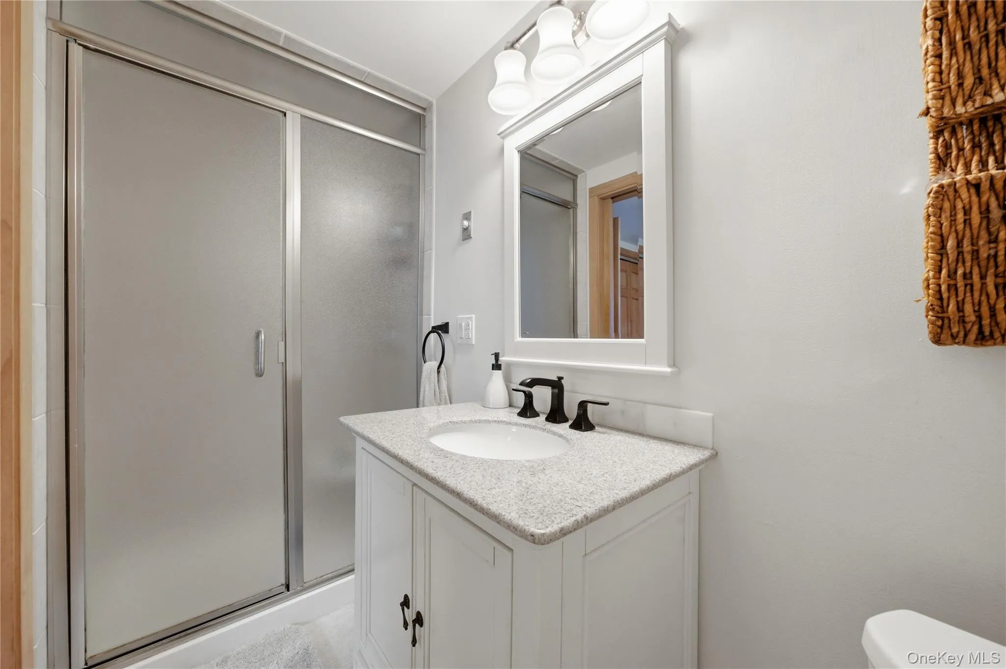 82 Sunset Road, Islip, NY, 3 Bedrooms Bedrooms, 11 Rooms Rooms,3 BathroomsBathrooms,Residential,For Rent,Sunset,0,1005625 82 Sunset Road, Islip, NY, 3 Bedrooms Bedrooms, 11 Rooms Rooms,3 BathroomsBathrooms,Residential,For Rent,Sunset,0,1005625