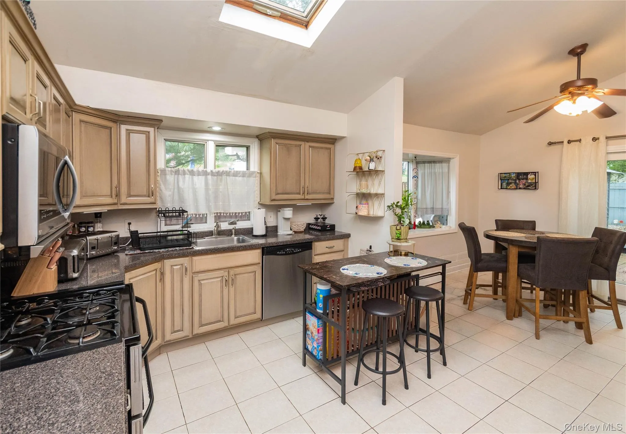 1 Rock Road, Wappinger, NY, 3 Bedrooms Bedrooms, 9 Rooms Rooms,2 BathroomsBathrooms,Residential,For Rent,Rock,0,1005632 1 Rock Road, Wappinger, NY, 3 Bedrooms Bedrooms, 9 Rooms Rooms,2 BathroomsBathrooms,Residential,For Rent,Rock,0,1005632