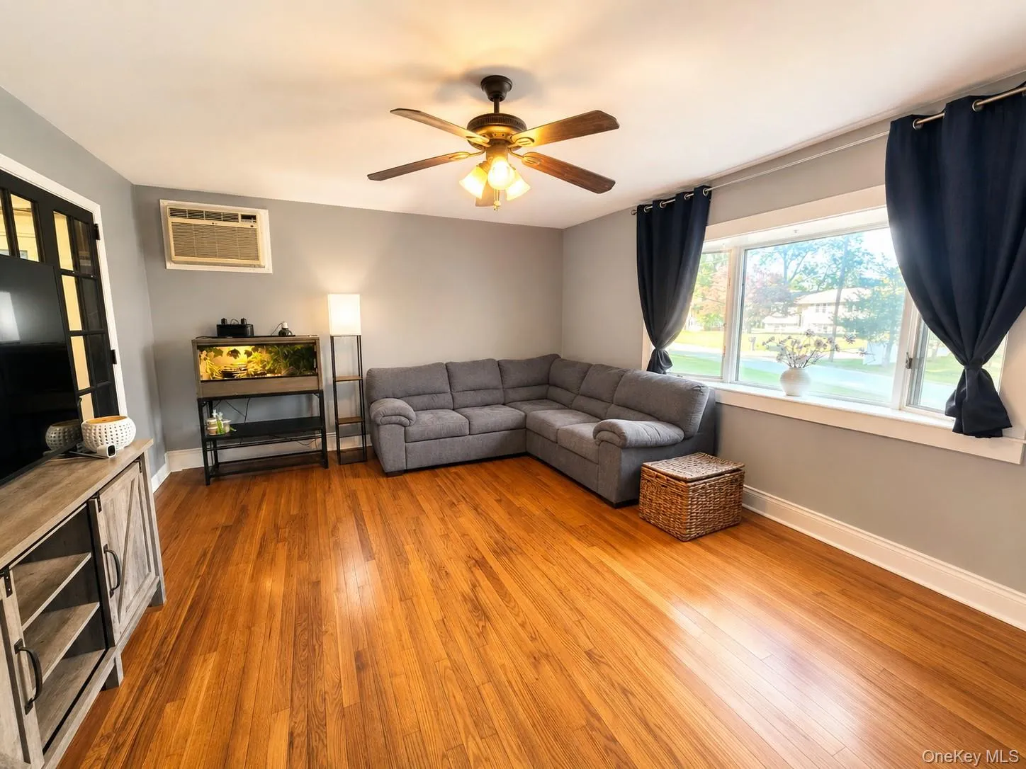 1 Rock Road, Wappinger, NY, 3 Bedrooms Bedrooms, 9 Rooms Rooms,2 BathroomsBathrooms,Residential,For Rent,Rock,0,1005632 1 Rock Road, Wappinger, NY, 3 Bedrooms Bedrooms, 9 Rooms Rooms,2 BathroomsBathrooms,Residential,For Rent,Rock,0,1005632