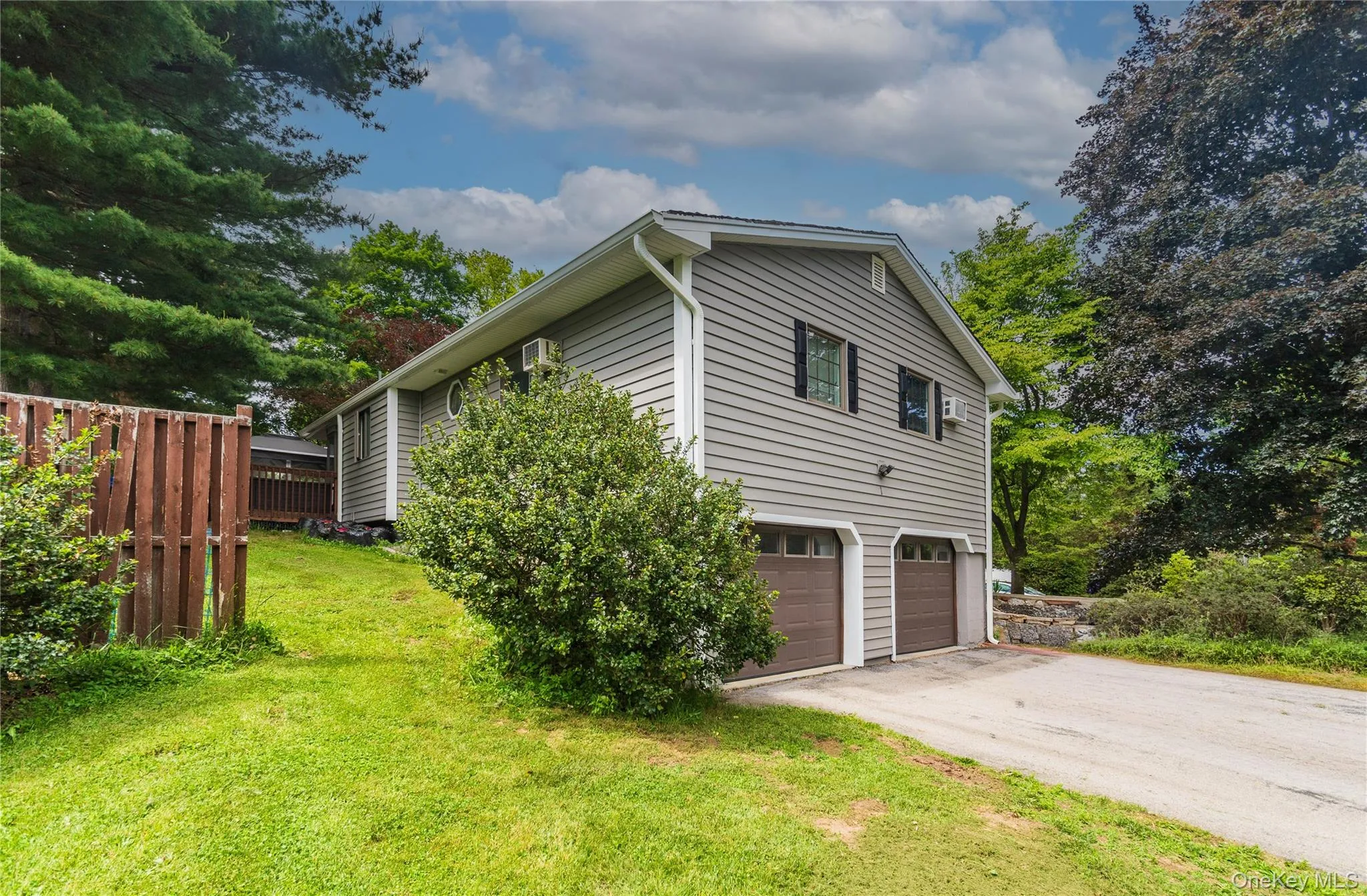 1 Rock Road, Wappinger, NY, 3 Bedrooms Bedrooms, 9 Rooms Rooms,2 BathroomsBathrooms,Residential,For Rent,Rock,0,1005632 1 Rock Road, Wappinger, NY, 3 Bedrooms Bedrooms, 9 Rooms Rooms,2 BathroomsBathrooms,Residential,For Rent,Rock,0,1005632