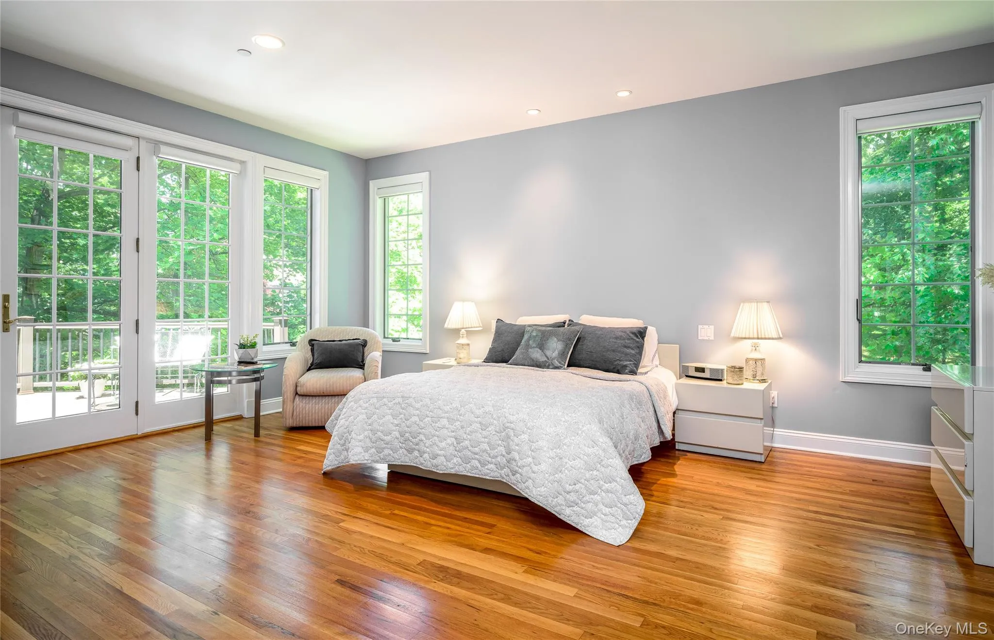 Primary Bedroom Ensuite with access to the deck. Primary Bedroom Ensuite with access to the deck.