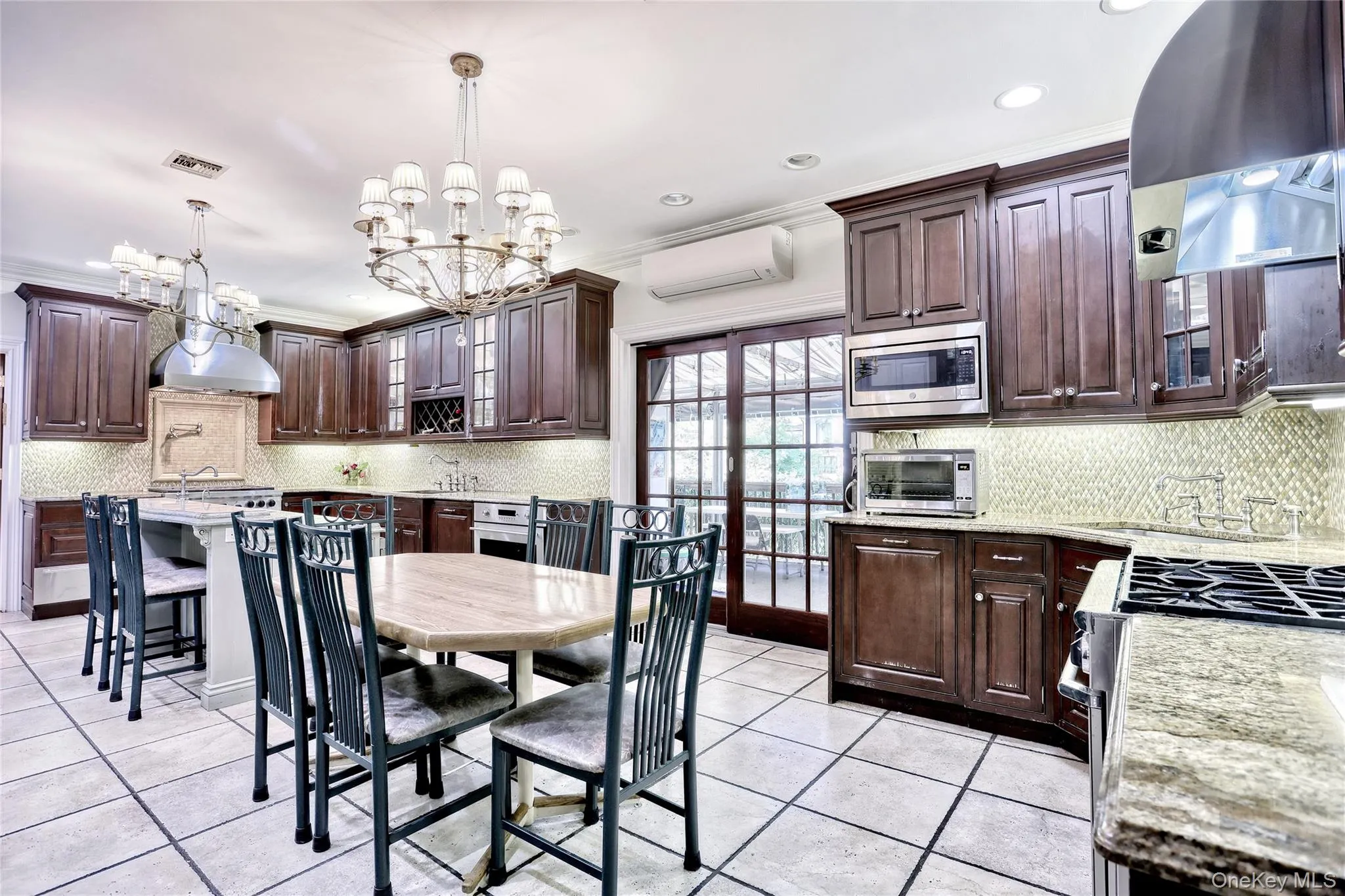 11 Golar Drive, Ramapo, NY, 8 Bedrooms Bedrooms, 16 Rooms Rooms,5 BathroomsBathrooms,Residential,For Rent,Golar,0,1005636 11 Golar Drive, Ramapo, NY, 8 Bedrooms Bedrooms, 16 Rooms Rooms,5 BathroomsBathrooms,Residential,For Rent,Golar,0,1005636