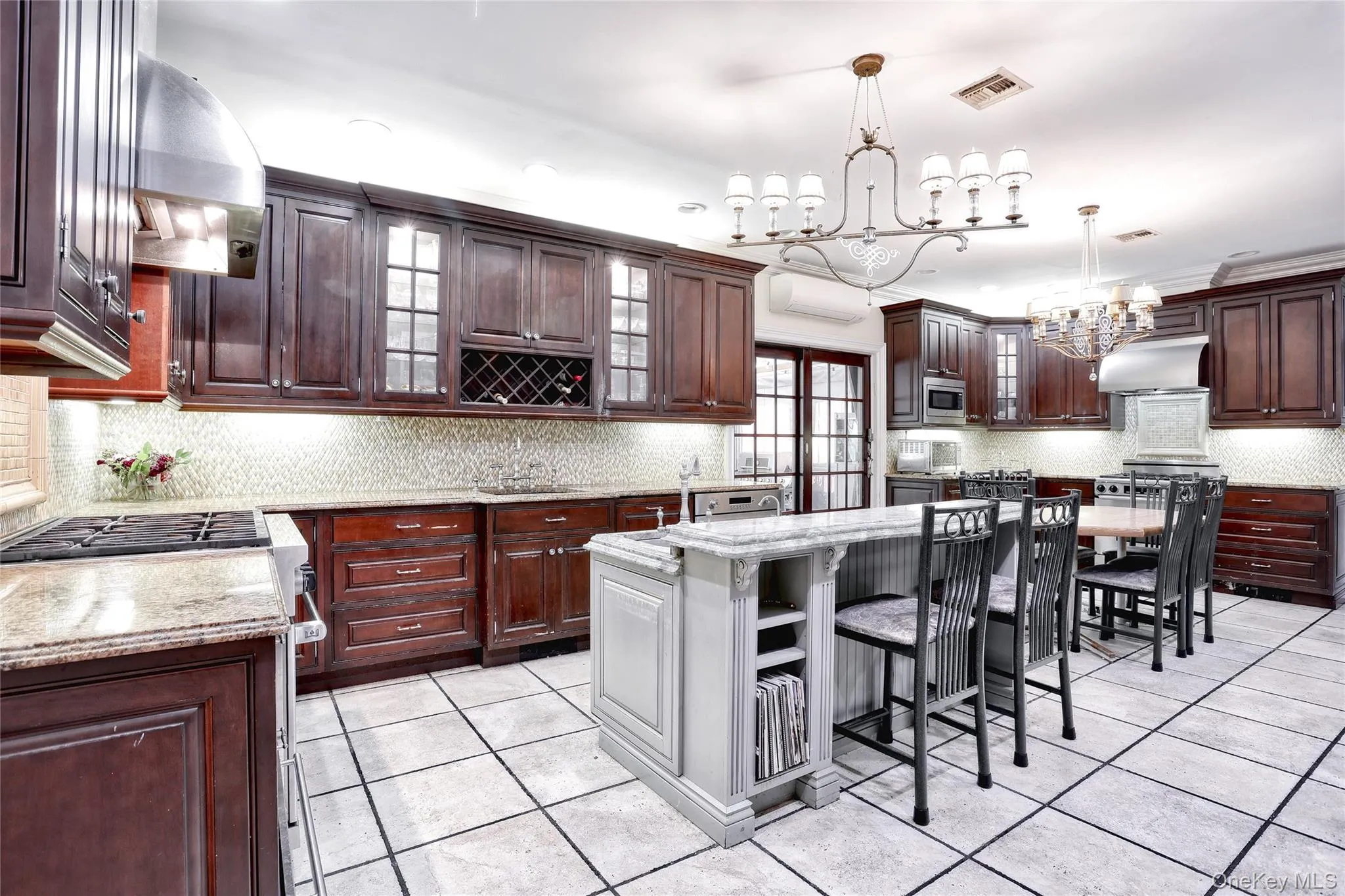 11 Golar Drive, Ramapo, NY, 8 Bedrooms Bedrooms, 16 Rooms Rooms,5 BathroomsBathrooms,Residential,For Rent,Golar,0,1005636 11 Golar Drive, Ramapo, NY, 8 Bedrooms Bedrooms, 16 Rooms Rooms,5 BathroomsBathrooms,Residential,For Rent,Golar,0,1005636