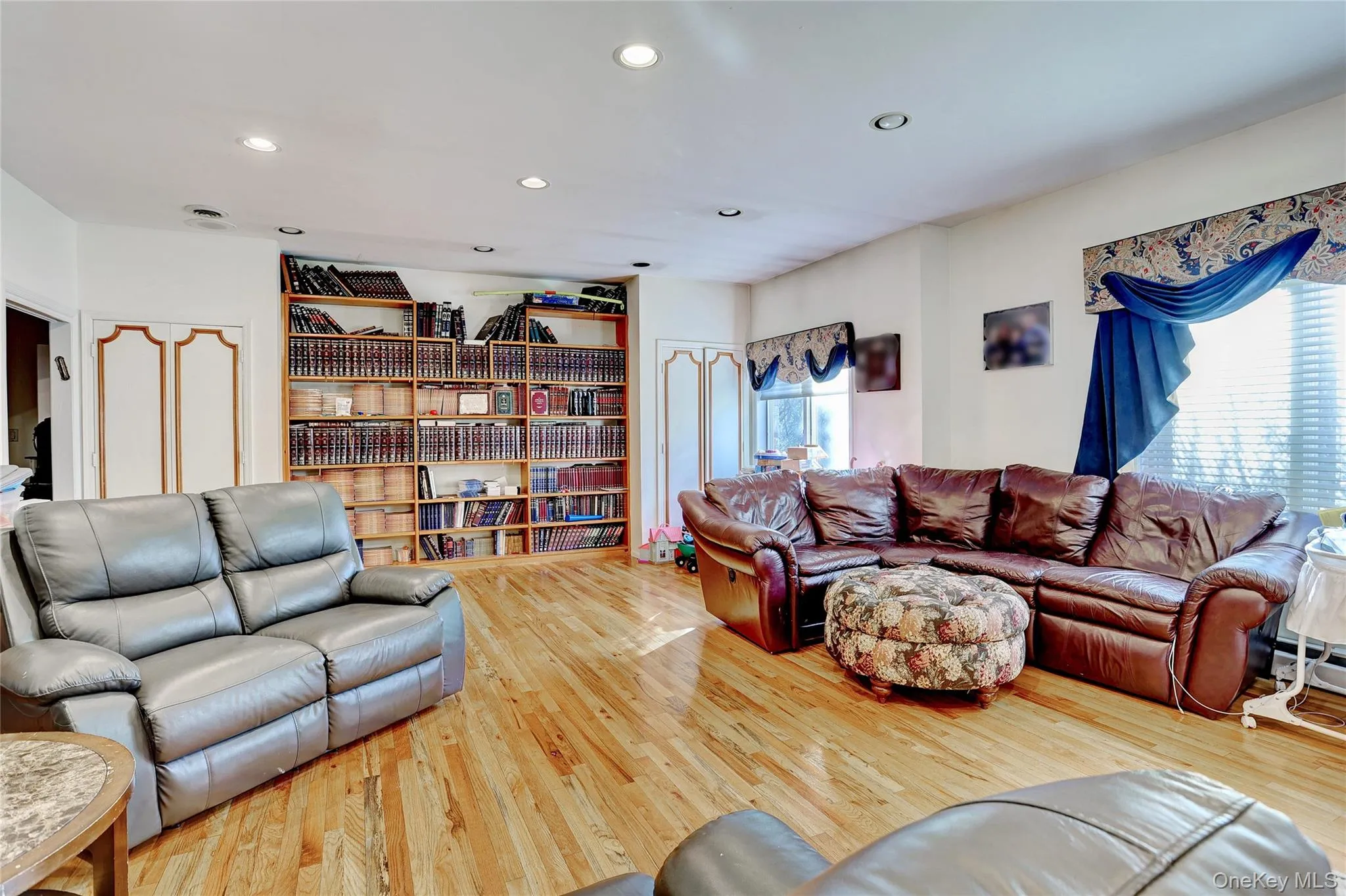 11 Golar Drive, Ramapo, NY, 8 Bedrooms Bedrooms, 16 Rooms Rooms,5 BathroomsBathrooms,Residential,For Rent,Golar,0,1005636 11 Golar Drive, Ramapo, NY, 8 Bedrooms Bedrooms, 16 Rooms Rooms,5 BathroomsBathrooms,Residential,For Rent,Golar,0,1005636