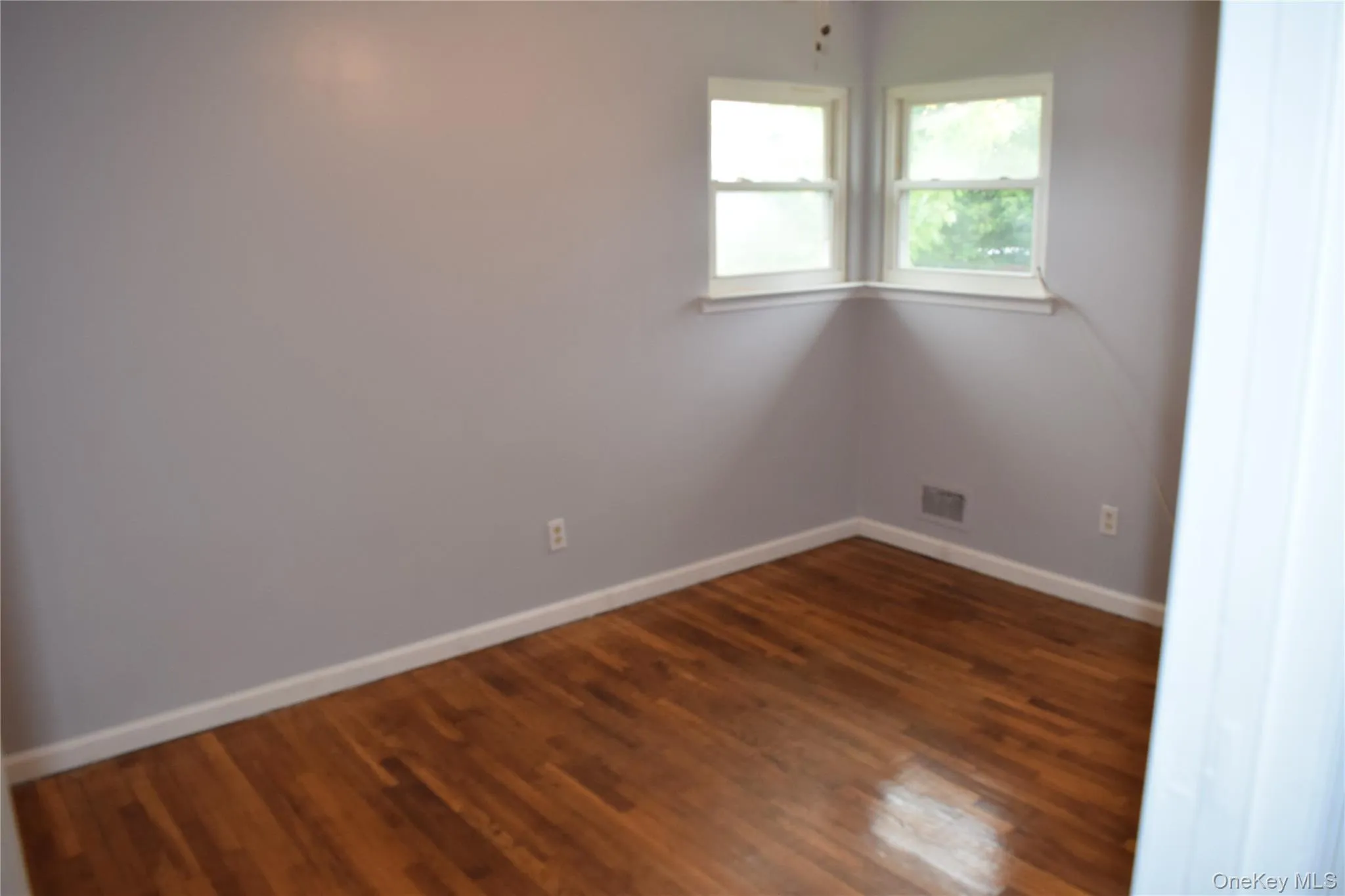 204 Wellington Street, Hempstead, NY, 4 Bedrooms Bedrooms, 11 Rooms Rooms,2 BathroomsBathrooms,Residential Lease,For Rent,Wellington,0,1005638 204 Wellington Street, Hempstead, NY, 4 Bedrooms Bedrooms, 11 Rooms Rooms,2 BathroomsBathrooms,Residential Lease,For Rent,Wellington,0,1005638