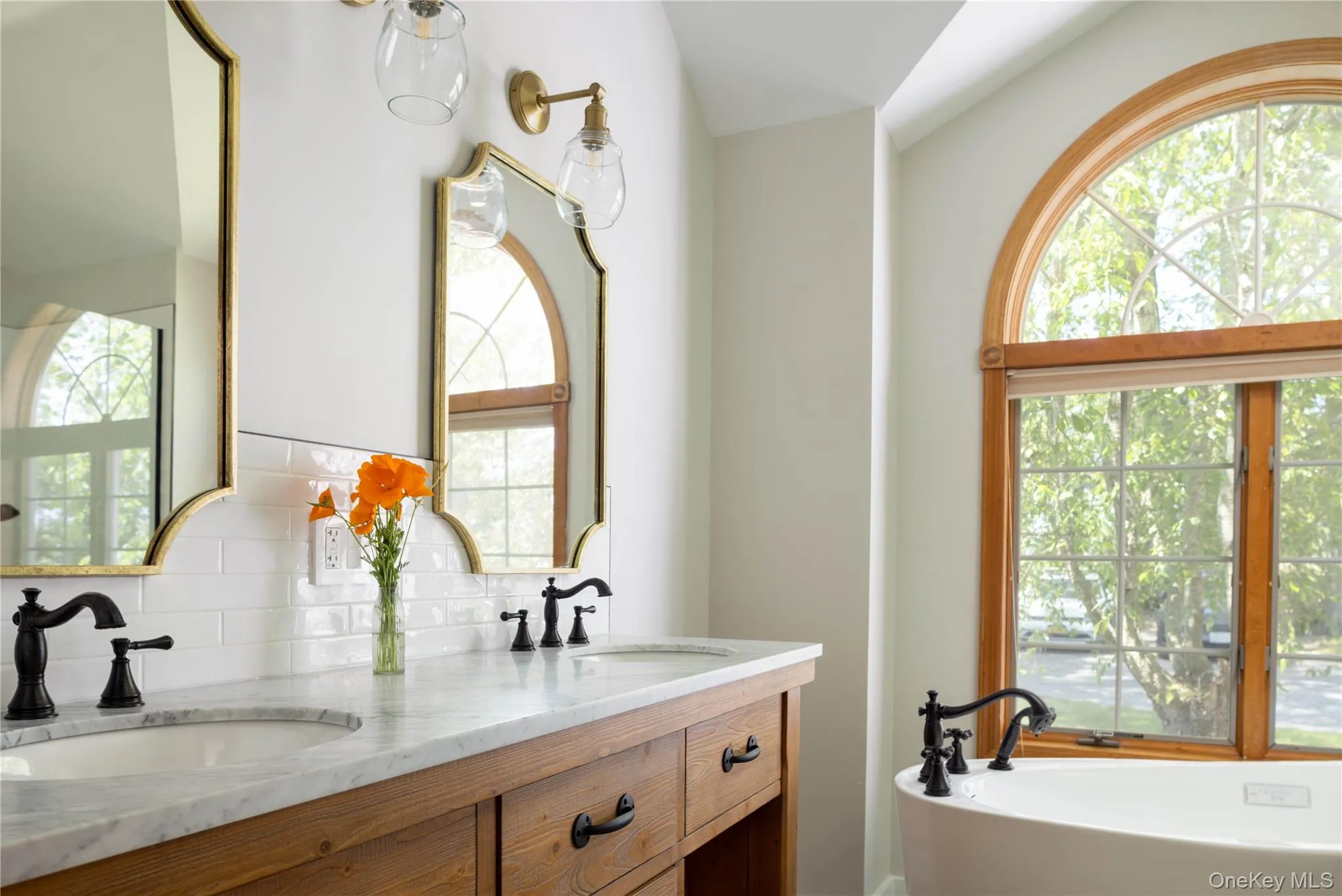 8579 New Suffolk Avenue, Southold, NY, 4 Bedrooms Bedrooms, 9 Rooms Rooms,3 BathroomsBathrooms,Residential,For Rent,New Suffolk,0,1005646 8579 New Suffolk Avenue, Southold, NY, 4 Bedrooms Bedrooms, 9 Rooms Rooms,3 BathroomsBathrooms,Residential,For Rent,New Suffolk,0,1005646