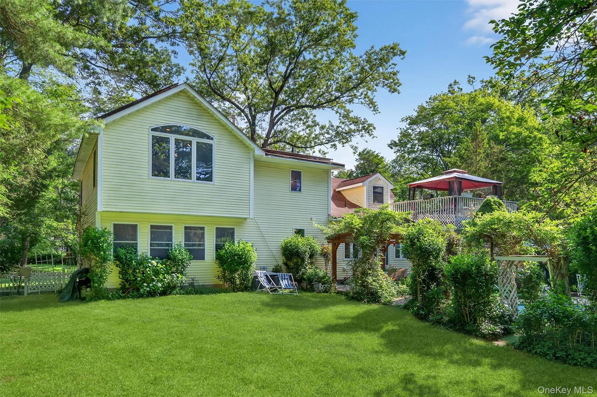 33 Gregory Street, Clarkstown, NY, 4 Bedrooms Bedrooms, 9 Rooms Rooms,3 BathroomsBathrooms,Residential,For Rent,Gregory,0,1005648 33 Gregory Street, Clarkstown, NY, 4 Bedrooms Bedrooms, 9 Rooms Rooms,3 BathroomsBathrooms,Residential,For Rent,Gregory,0,1005648