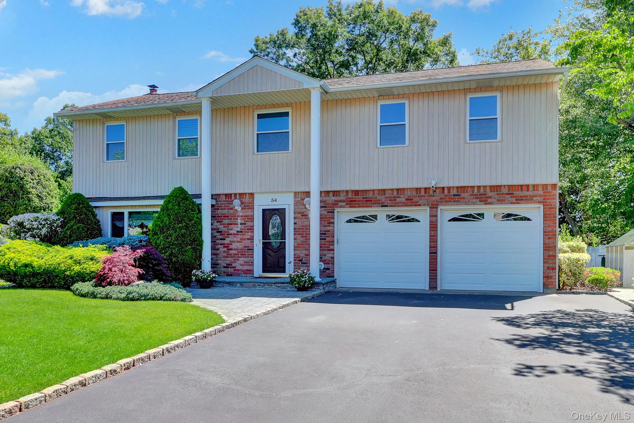54 Sandy Hollow Drive, Smithtown, NY, 5 Bedrooms Bedrooms, 9 Rooms Rooms,3 BathroomsBathrooms,Residential,For Rent,Sandy Hollow,0,1005651 54 Sandy Hollow Drive, Smithtown, NY, 5 Bedrooms Bedrooms, 9 Rooms Rooms,3 BathroomsBathrooms,Residential,For Rent,Sandy Hollow,0,1005651