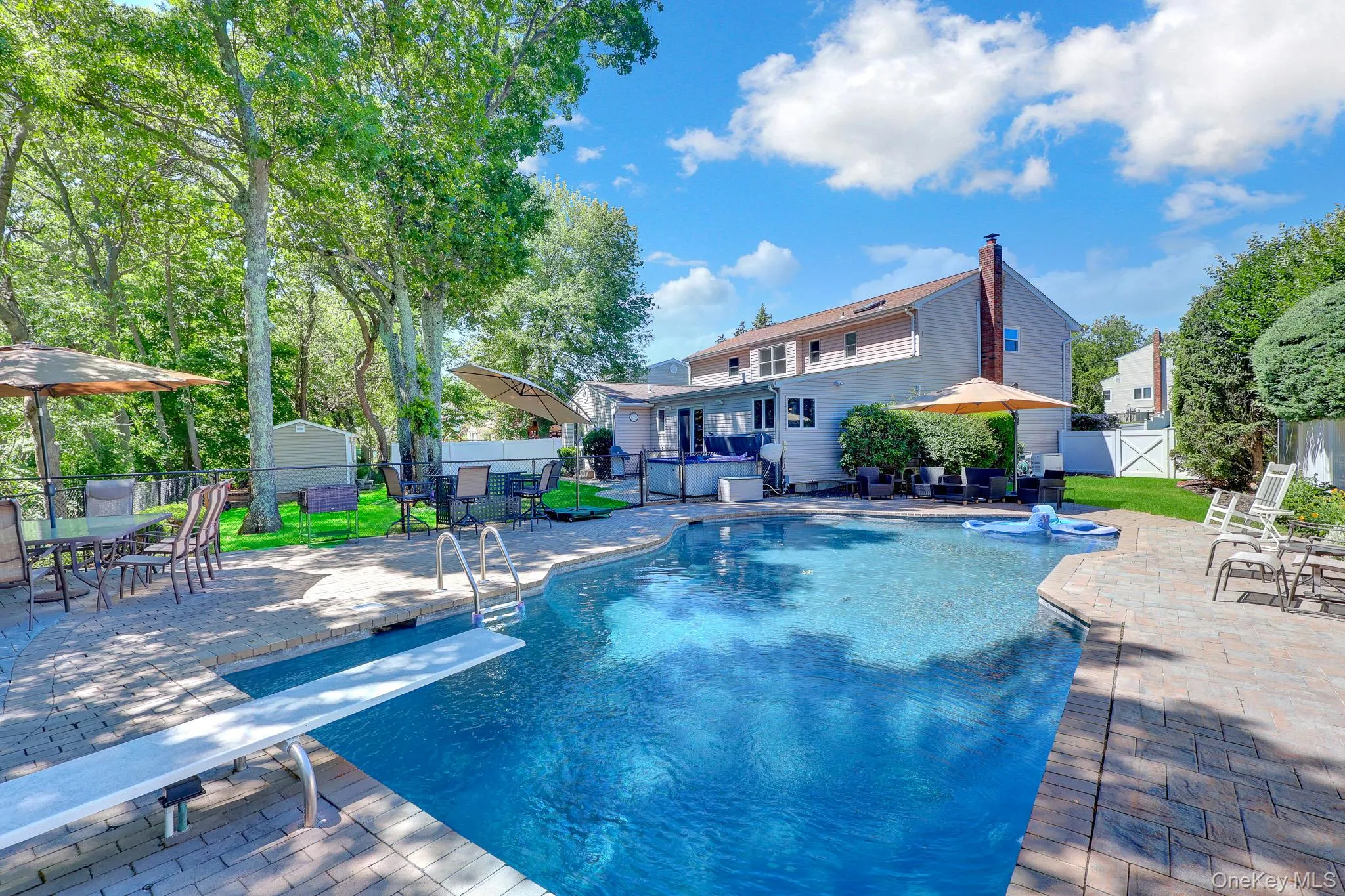 54 Sandy Hollow Drive, Smithtown, NY, 5 Bedrooms Bedrooms, 9 Rooms Rooms,3 BathroomsBathrooms,Residential,For Rent,Sandy Hollow,0,1005651 54 Sandy Hollow Drive, Smithtown, NY, 5 Bedrooms Bedrooms, 9 Rooms Rooms,3 BathroomsBathrooms,Residential,For Rent,Sandy Hollow,0,1005651