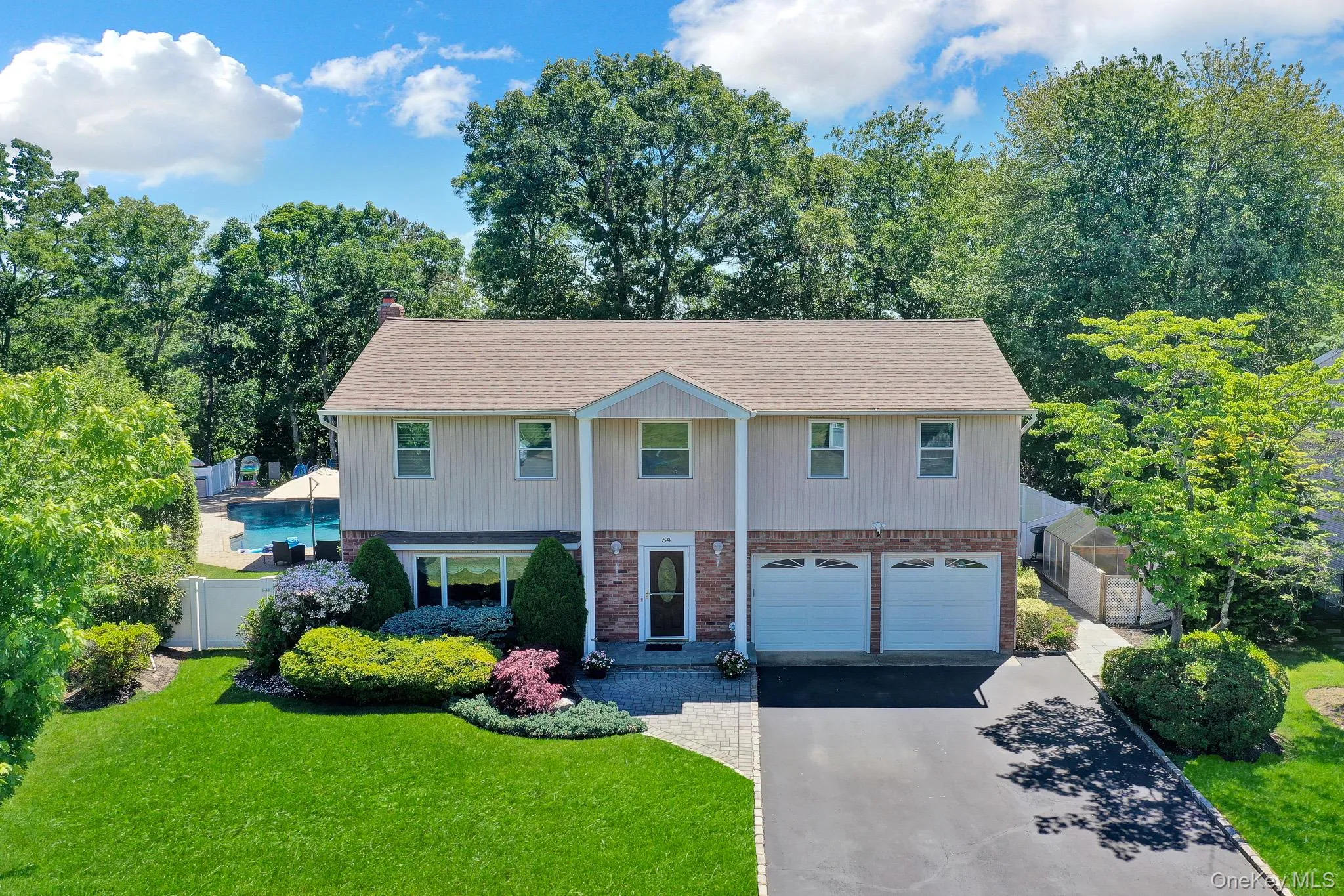 54 Sandy Hollow Drive, Smithtown, NY, 5 Bedrooms Bedrooms, 9 Rooms Rooms,3 BathroomsBathrooms,Residential,For Rent,Sandy Hollow,0,1005651 54 Sandy Hollow Drive, Smithtown, NY, 5 Bedrooms Bedrooms, 9 Rooms Rooms,3 BathroomsBathrooms,Residential,For Rent,Sandy Hollow,0,1005651