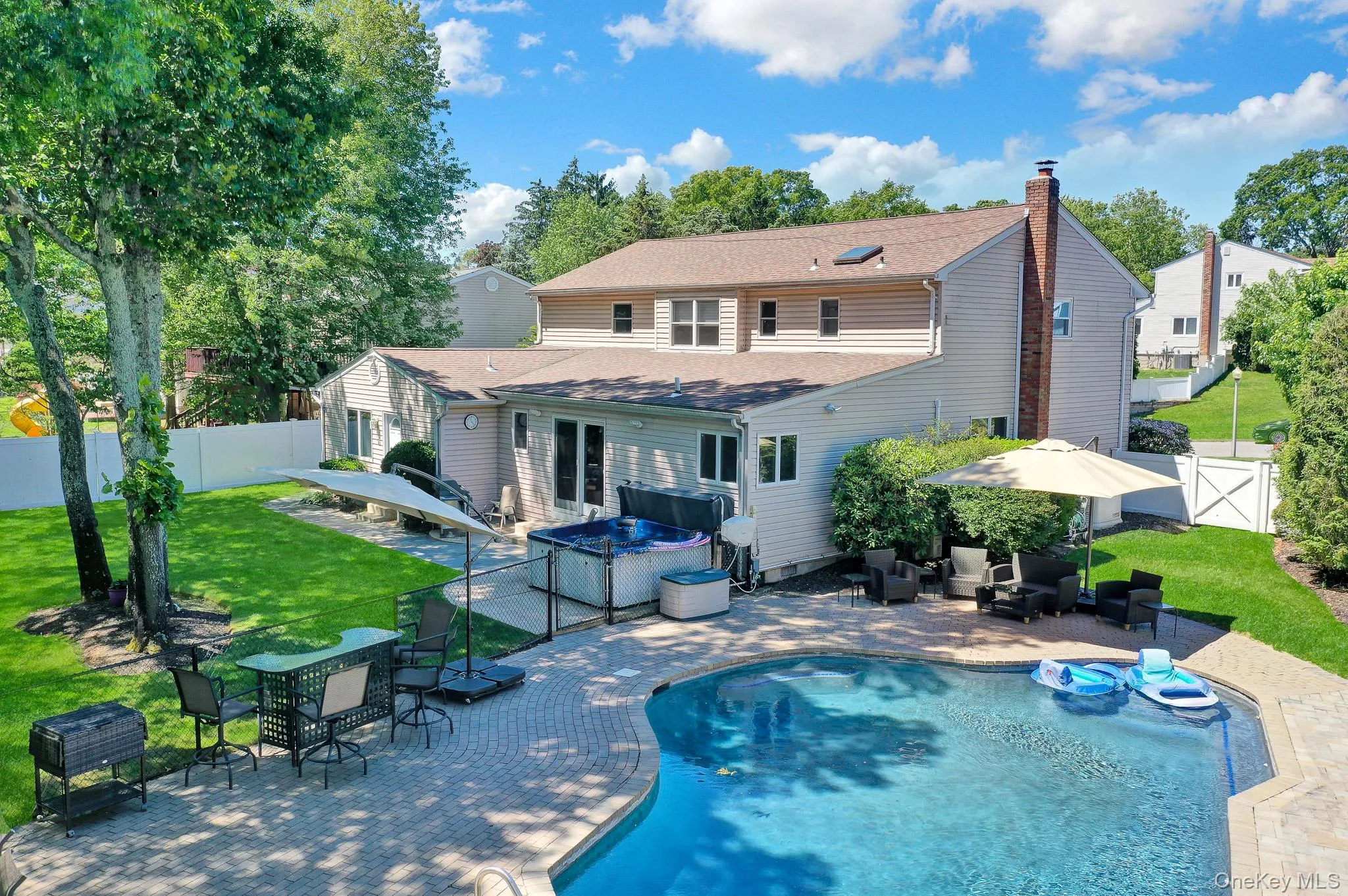 54 Sandy Hollow Drive, Smithtown, NY, 5 Bedrooms Bedrooms, 9 Rooms Rooms,3 BathroomsBathrooms,Residential,For Rent,Sandy Hollow,0,1005651 54 Sandy Hollow Drive, Smithtown, NY, 5 Bedrooms Bedrooms, 9 Rooms Rooms,3 BathroomsBathrooms,Residential,For Rent,Sandy Hollow,0,1005651