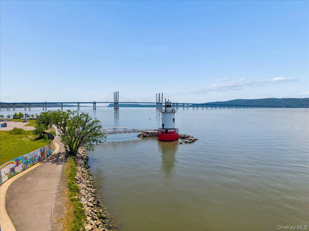 207 Palisades Boulevard, Mount Pleasant, NY, 4 Bedrooms Bedrooms, 9 Rooms Rooms,3 BathroomsBathrooms,Residential,For Rent,Palisades,0,1005652 207 Palisades Boulevard, Mount Pleasant, NY, 4 Bedrooms Bedrooms, 9 Rooms Rooms,3 BathroomsBathrooms,Residential,For Rent,Palisades,0,1005652