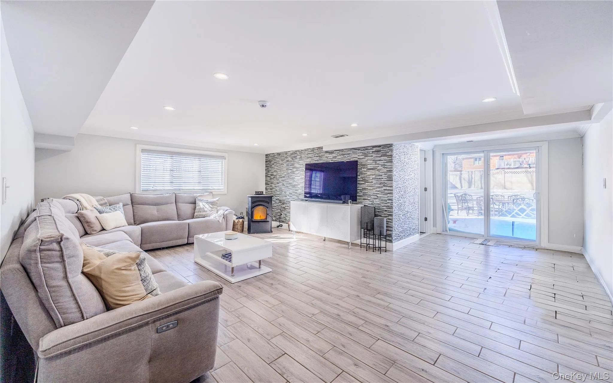 7 Dunhill Road, North Hempstead, NY, 4 Bedrooms Bedrooms, 8 Rooms Rooms,3 BathroomsBathrooms,Residential,For Rent,Dunhill,0,1005653 7 Dunhill Road, North Hempstead, NY, 4 Bedrooms Bedrooms, 8 Rooms Rooms,3 BathroomsBathrooms,Residential,For Rent,Dunhill,0,1005653