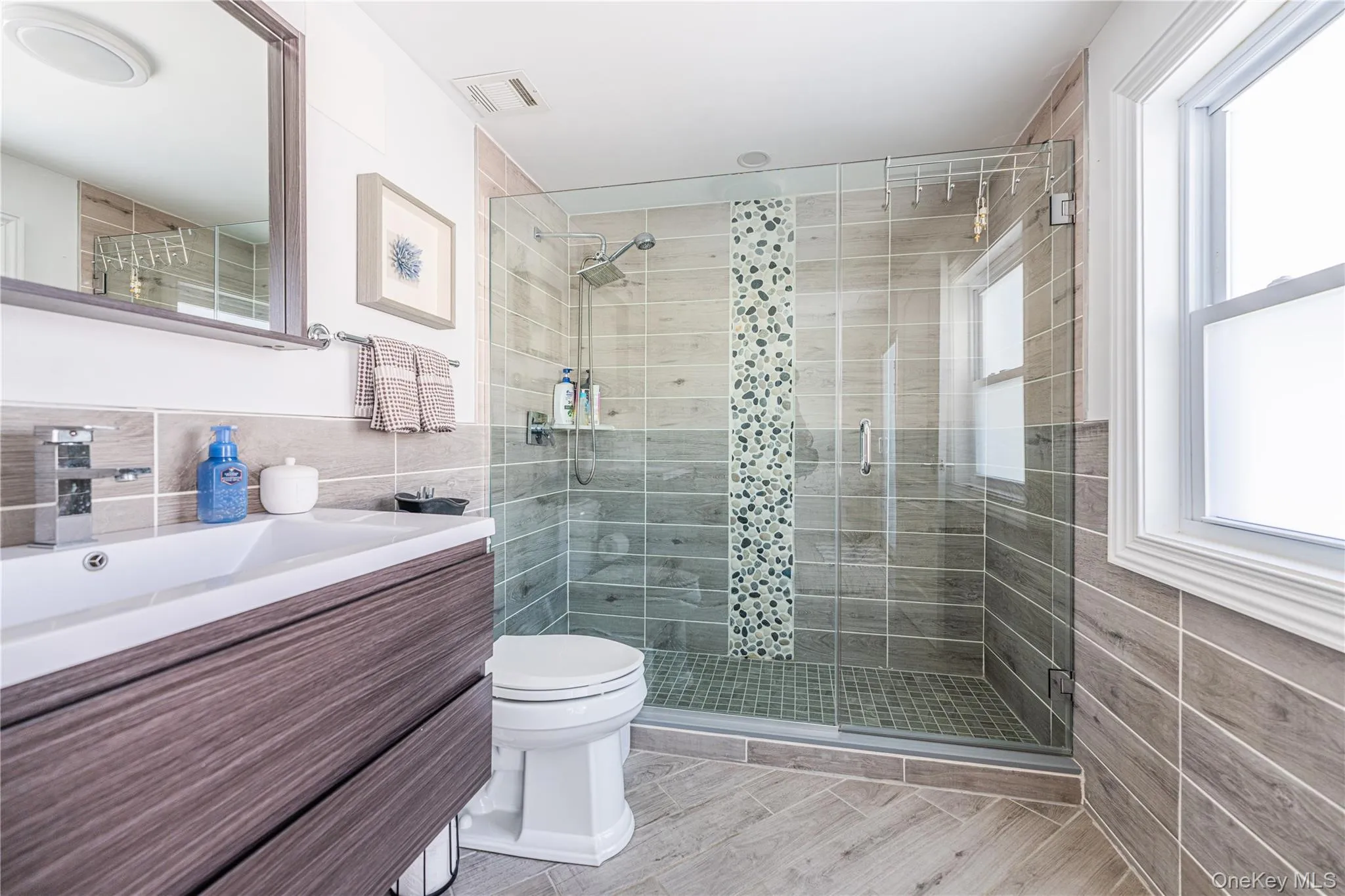 7 Dunhill Road, North Hempstead, NY, 4 Bedrooms Bedrooms, 8 Rooms Rooms,3 BathroomsBathrooms,Residential,For Rent,Dunhill,0,1005653 7 Dunhill Road, North Hempstead, NY, 4 Bedrooms Bedrooms, 8 Rooms Rooms,3 BathroomsBathrooms,Residential,For Rent,Dunhill,0,1005653