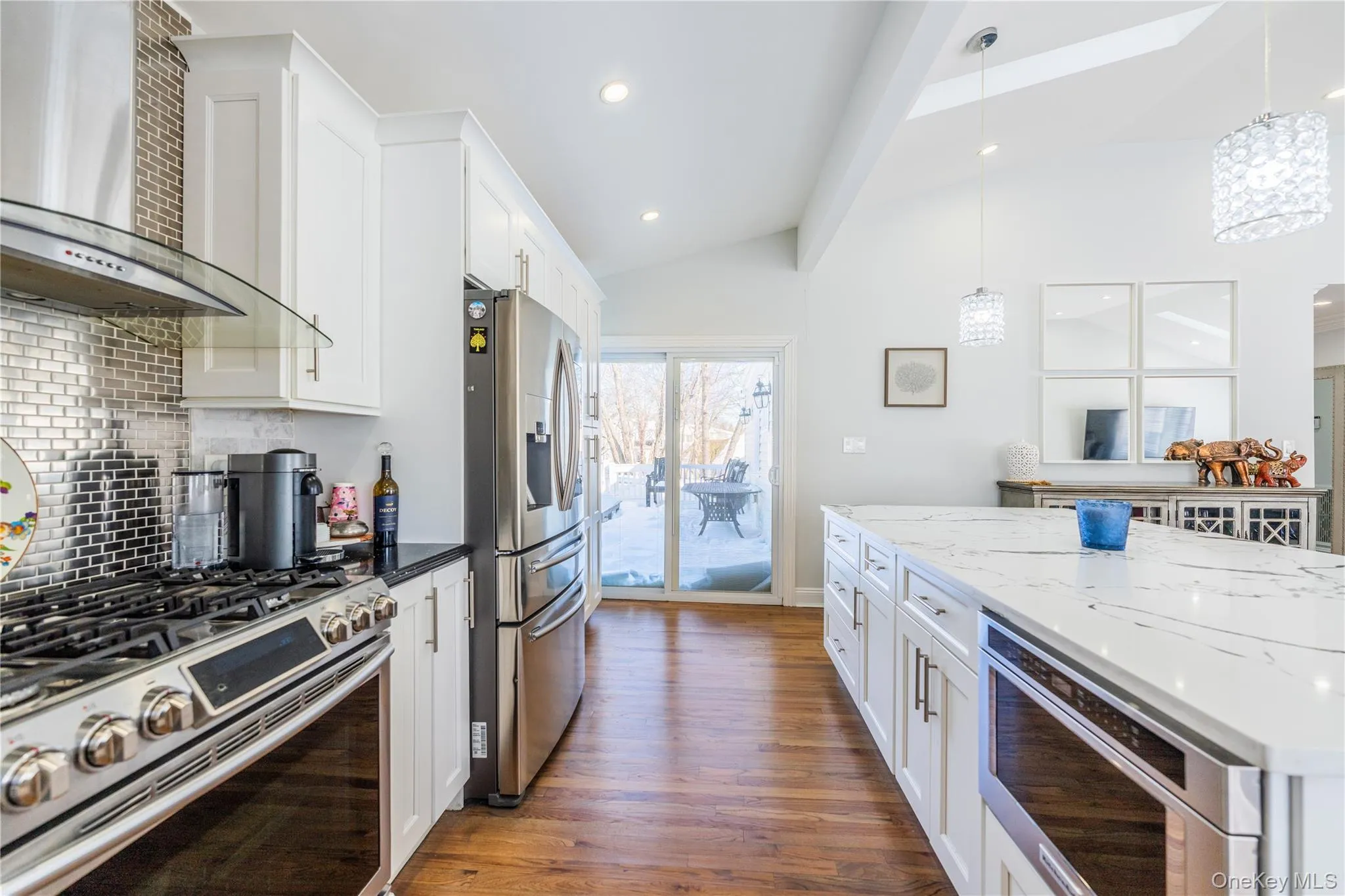 7 Dunhill Road, North Hempstead, NY, 4 Bedrooms Bedrooms, 8 Rooms Rooms,3 BathroomsBathrooms,Residential,For Rent,Dunhill,0,1005653 7 Dunhill Road, North Hempstead, NY, 4 Bedrooms Bedrooms, 8 Rooms Rooms,3 BathroomsBathrooms,Residential,For Rent,Dunhill,0,1005653