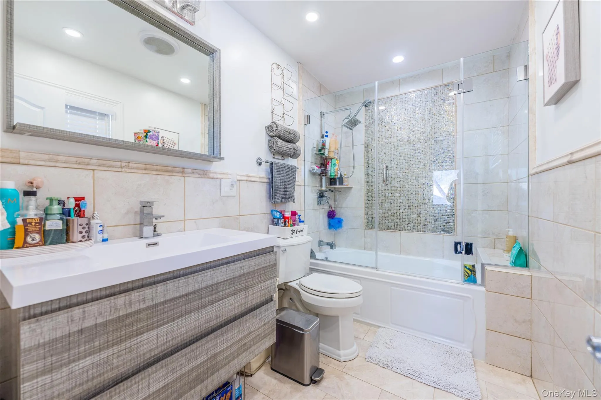 7 Dunhill Road, North Hempstead, NY, 4 Bedrooms Bedrooms, 8 Rooms Rooms,3 BathroomsBathrooms,Residential,For Rent,Dunhill,0,1005653 7 Dunhill Road, North Hempstead, NY, 4 Bedrooms Bedrooms, 8 Rooms Rooms,3 BathroomsBathrooms,Residential,For Rent,Dunhill,0,1005653