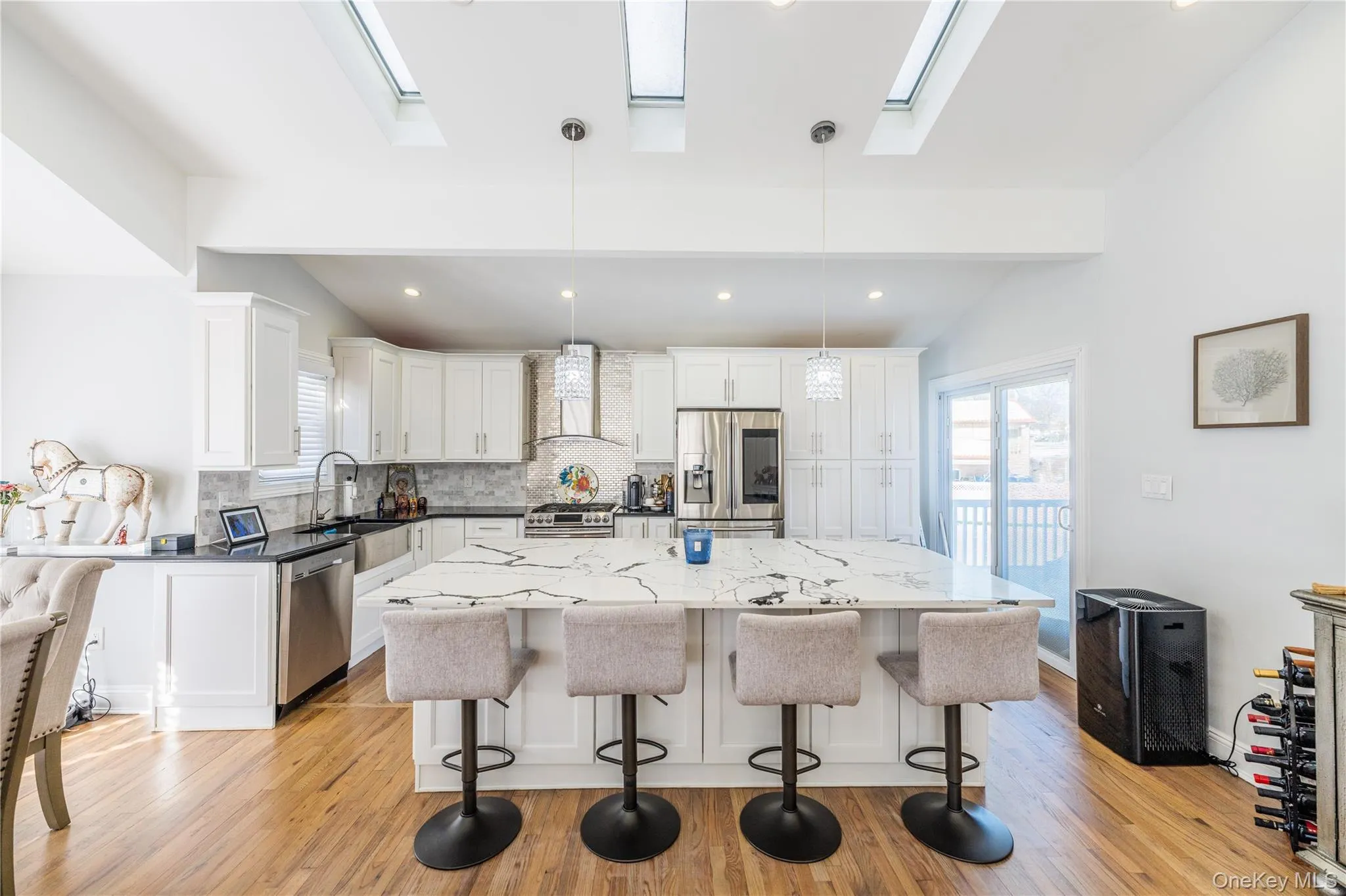 7 Dunhill Road, North Hempstead, NY, 4 Bedrooms Bedrooms, 8 Rooms Rooms,3 BathroomsBathrooms,Residential,For Rent,Dunhill,0,1005653 7 Dunhill Road, North Hempstead, NY, 4 Bedrooms Bedrooms, 8 Rooms Rooms,3 BathroomsBathrooms,Residential,For Rent,Dunhill,0,1005653
