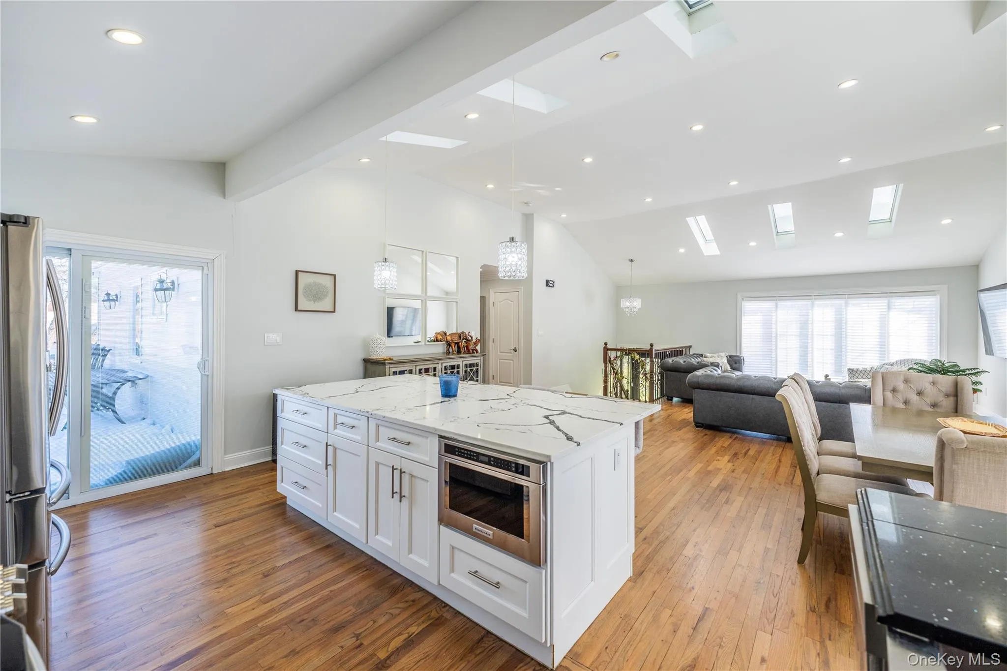 7 Dunhill Road, North Hempstead, NY, 4 Bedrooms Bedrooms, 8 Rooms Rooms,3 BathroomsBathrooms,Residential,For Rent,Dunhill,0,1005653 7 Dunhill Road, North Hempstead, NY, 4 Bedrooms Bedrooms, 8 Rooms Rooms,3 BathroomsBathrooms,Residential,For Rent,Dunhill,0,1005653