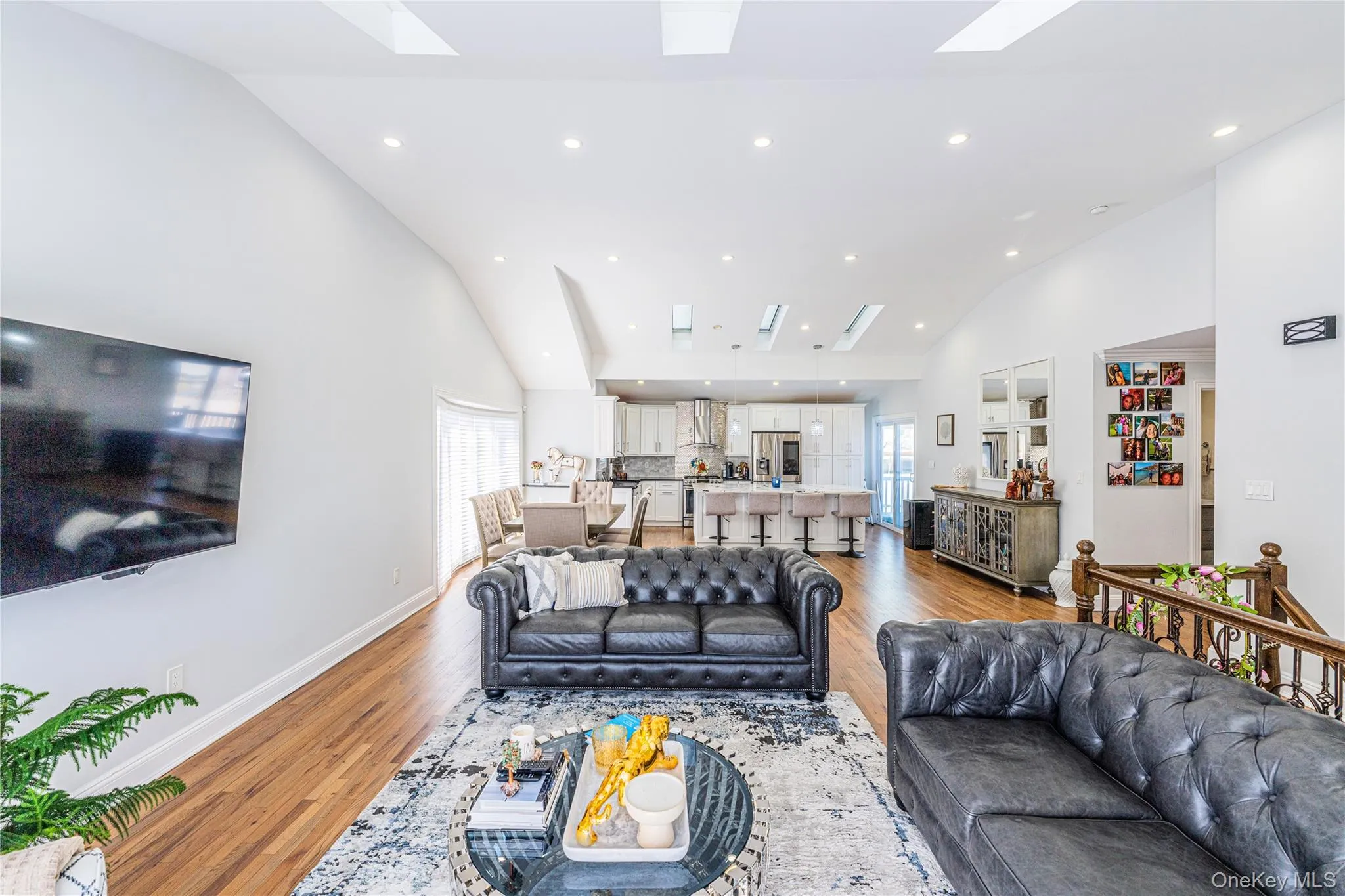7 Dunhill Road, North Hempstead, NY, 4 Bedrooms Bedrooms, 8 Rooms Rooms,3 BathroomsBathrooms,Residential,For Rent,Dunhill,0,1005653 7 Dunhill Road, North Hempstead, NY, 4 Bedrooms Bedrooms, 8 Rooms Rooms,3 BathroomsBathrooms,Residential,For Rent,Dunhill,0,1005653