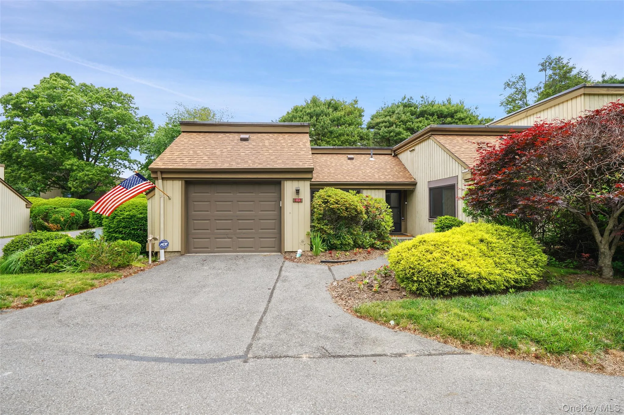 101 Heritage Hills Drive, Somers, NY, 2 Bedrooms Bedrooms, 5 Rooms Rooms,2 BathroomsBathrooms,Residential,For Rent,Heritage Hills,0,1005663 101 Heritage Hills Drive, Somers, NY, 2 Bedrooms Bedrooms, 5 Rooms Rooms,2 BathroomsBathrooms,Residential,For Rent,Heritage Hills,0,1005663