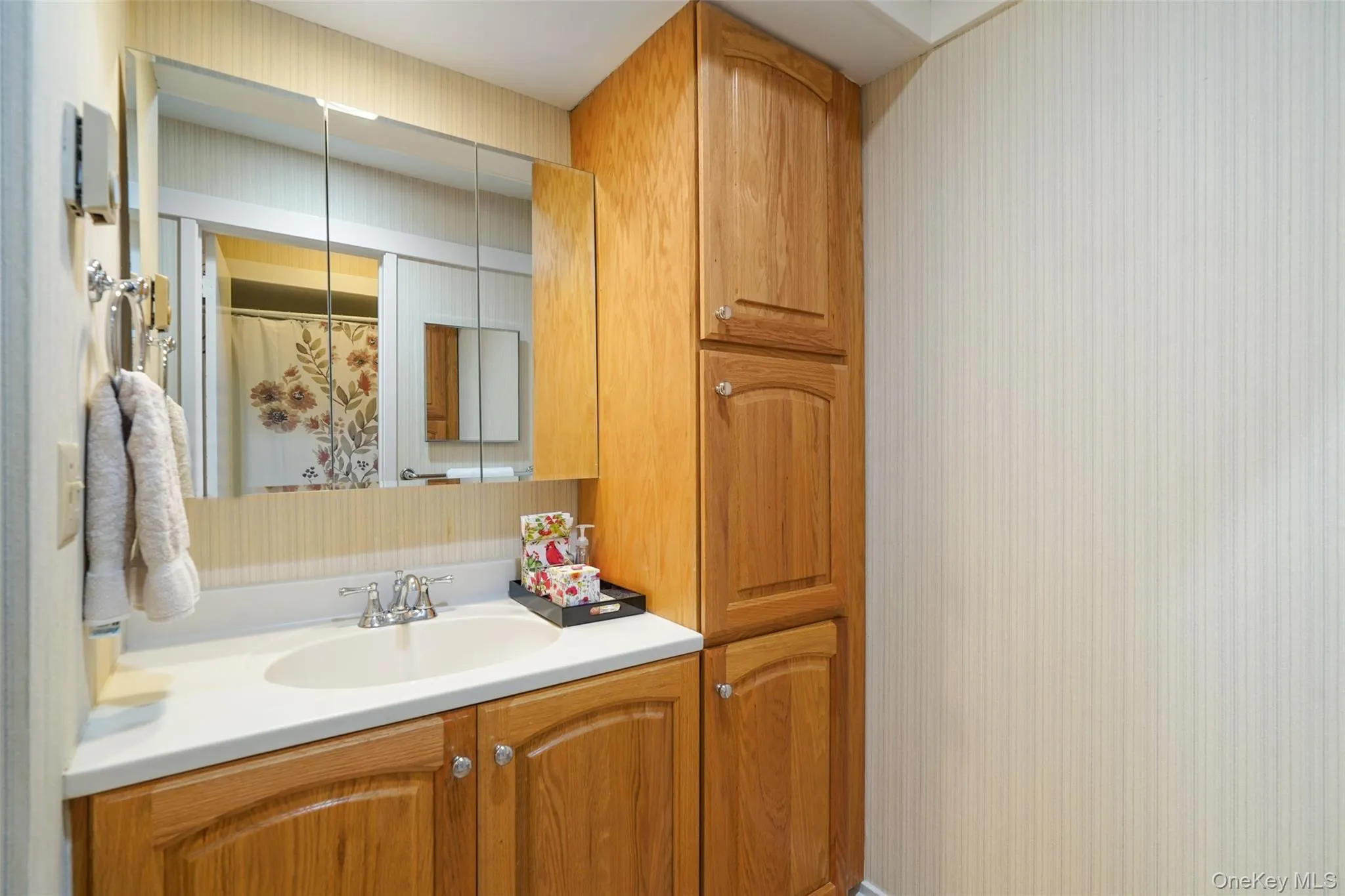 101 Heritage Hills Drive, Somers, NY, 2 Bedrooms Bedrooms, 5 Rooms Rooms,2 BathroomsBathrooms,Residential,For Rent,Heritage Hills,0,1005663 101 Heritage Hills Drive, Somers, NY, 2 Bedrooms Bedrooms, 5 Rooms Rooms,2 BathroomsBathrooms,Residential,For Rent,Heritage Hills,0,1005663