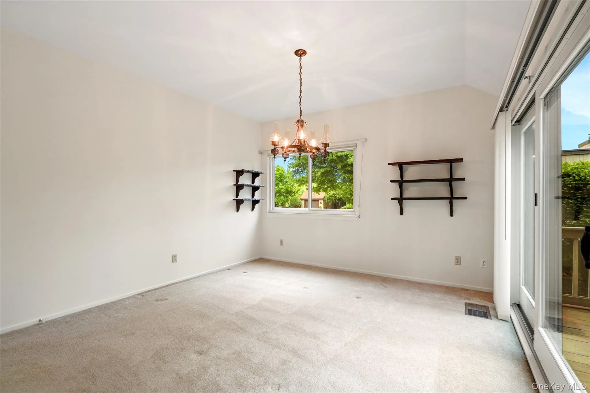 101 Heritage Hills Drive, Somers, NY, 2 Bedrooms Bedrooms, 5 Rooms Rooms,2 BathroomsBathrooms,Residential,For Rent,Heritage Hills,0,1005663 101 Heritage Hills Drive, Somers, NY, 2 Bedrooms Bedrooms, 5 Rooms Rooms,2 BathroomsBathrooms,Residential,For Rent,Heritage Hills,0,1005663