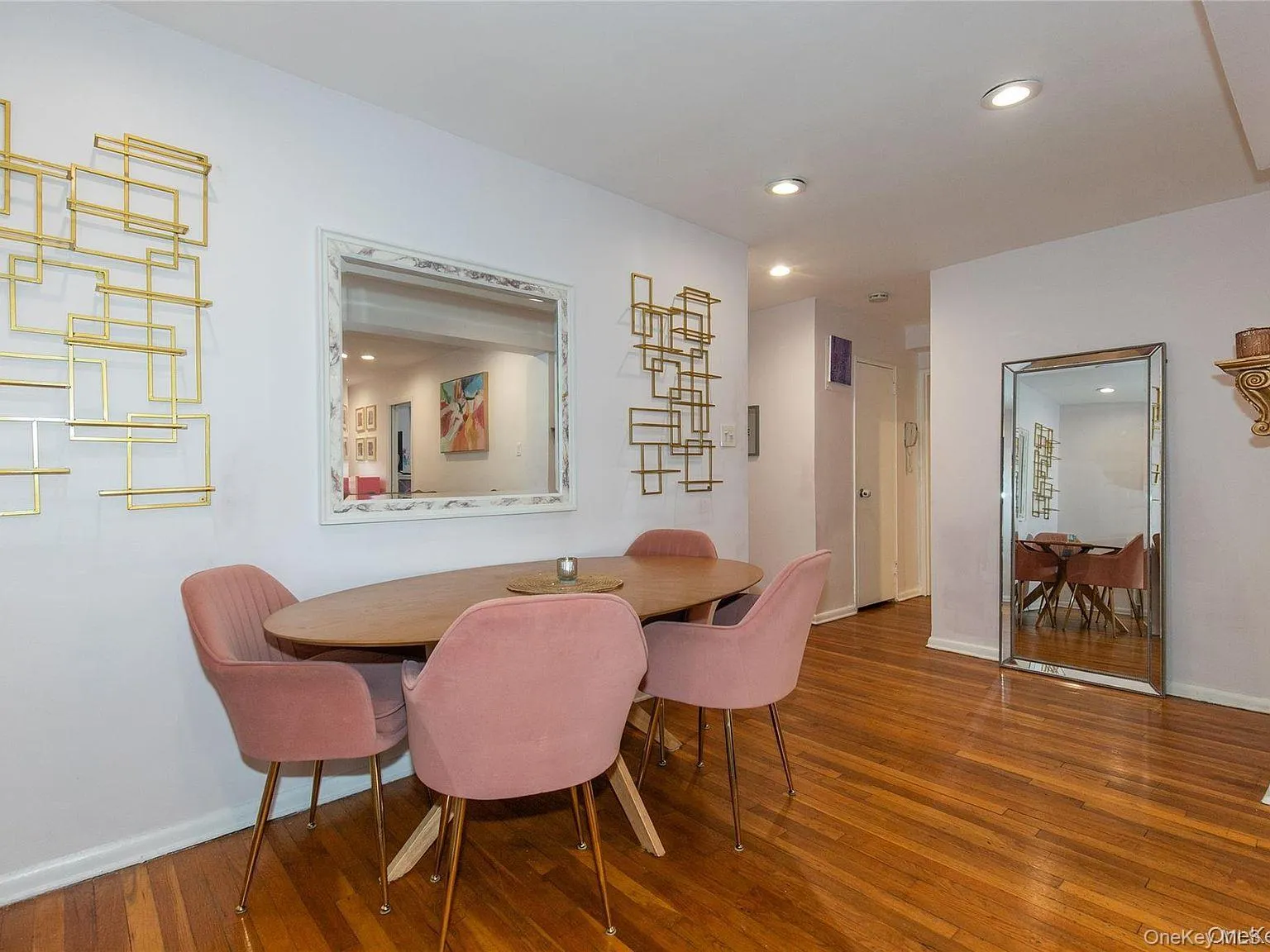 45 HILLPARK Avenue, North Hempstead, NY, 2 Bedrooms Bedrooms, 4 Rooms Rooms,1 BathroomBathrooms,Residential,For Rent,HILLPARK,0,1005668 45 HILLPARK Avenue, North Hempstead, NY, 2 Bedrooms Bedrooms, 4 Rooms Rooms,1 BathroomBathrooms,Residential,For Rent,HILLPARK,0,1005668