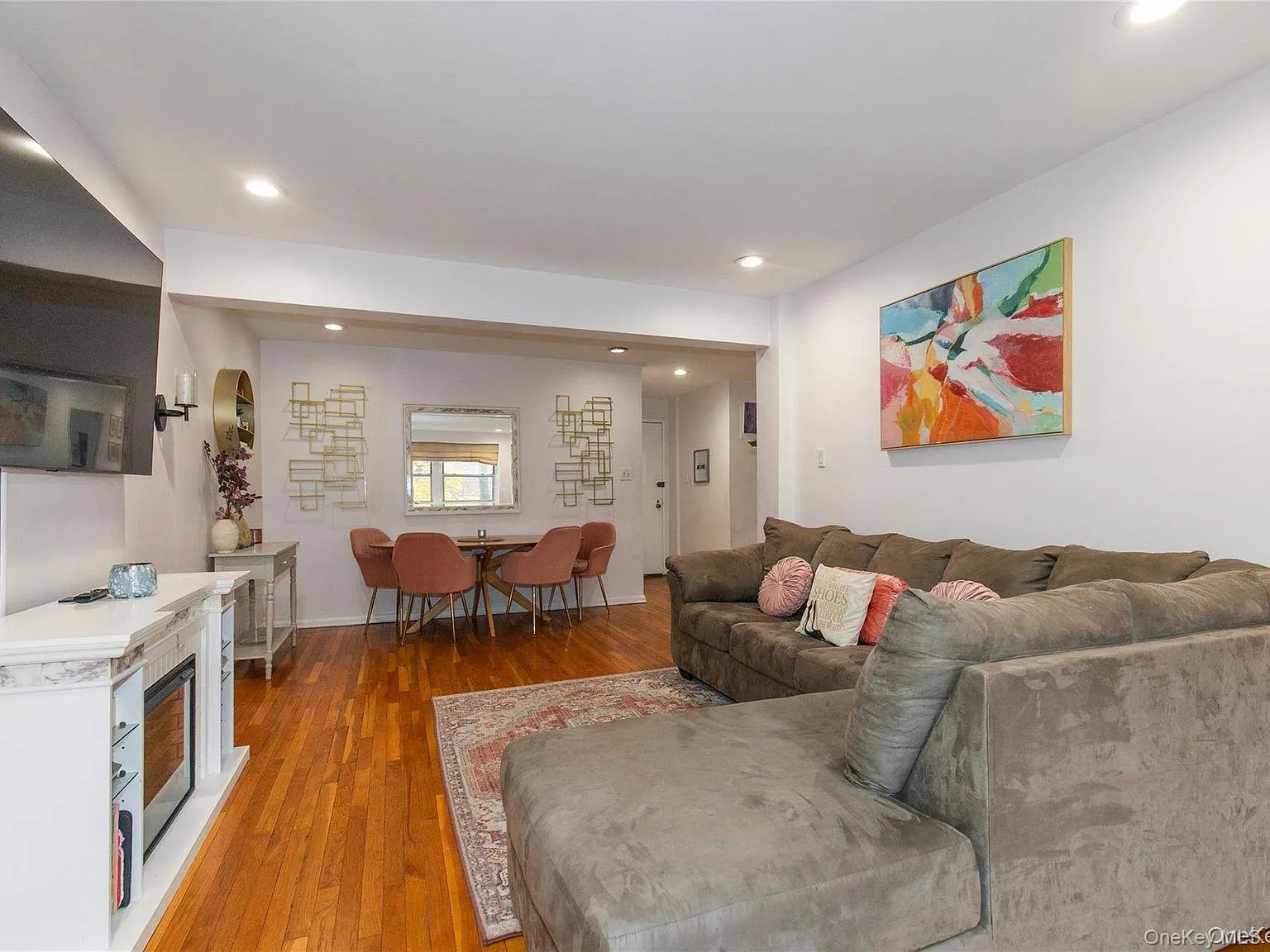 45 HILLPARK Avenue, North Hempstead, NY, 2 Bedrooms Bedrooms, 4 Rooms Rooms,1 BathroomBathrooms,Residential,For Rent,HILLPARK,0,1005668 45 HILLPARK Avenue, North Hempstead, NY, 2 Bedrooms Bedrooms, 4 Rooms Rooms,1 BathroomBathrooms,Residential,For Rent,HILLPARK,0,1005668