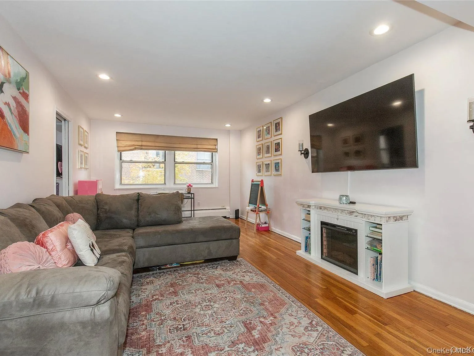 45 HILLPARK Avenue, North Hempstead, NY, 2 Bedrooms Bedrooms, 4 Rooms Rooms,1 BathroomBathrooms,Residential,For Rent,HILLPARK,0,1005668 45 HILLPARK Avenue, North Hempstead, NY, 2 Bedrooms Bedrooms, 4 Rooms Rooms,1 BathroomBathrooms,Residential,For Rent,HILLPARK,0,1005668