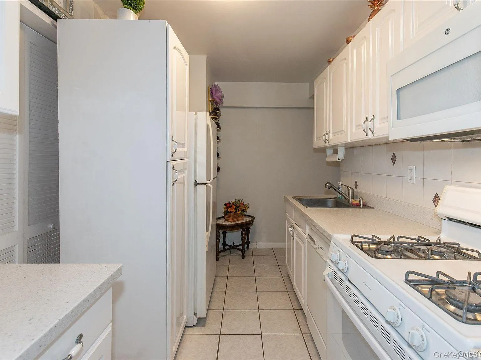 45 HILLPARK Avenue, North Hempstead, NY, 2 Bedrooms Bedrooms, 4 Rooms Rooms,1 BathroomBathrooms,Residential,For Rent,HILLPARK,0,1005668 45 HILLPARK Avenue, North Hempstead, NY, 2 Bedrooms Bedrooms, 4 Rooms Rooms,1 BathroomBathrooms,Residential,For Rent,HILLPARK,0,1005668