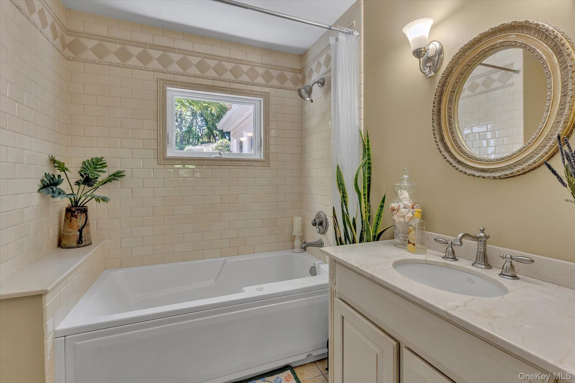 58 Makamah Road, Huntington, NY, 4 Bedrooms Bedrooms, 11 Rooms Rooms,3 BathroomsBathrooms,Residential,For Rent,Makamah,0,1005684 58 Makamah Road, Huntington, NY, 4 Bedrooms Bedrooms, 11 Rooms Rooms,3 BathroomsBathrooms,Residential,For Rent,Makamah,0,1005684