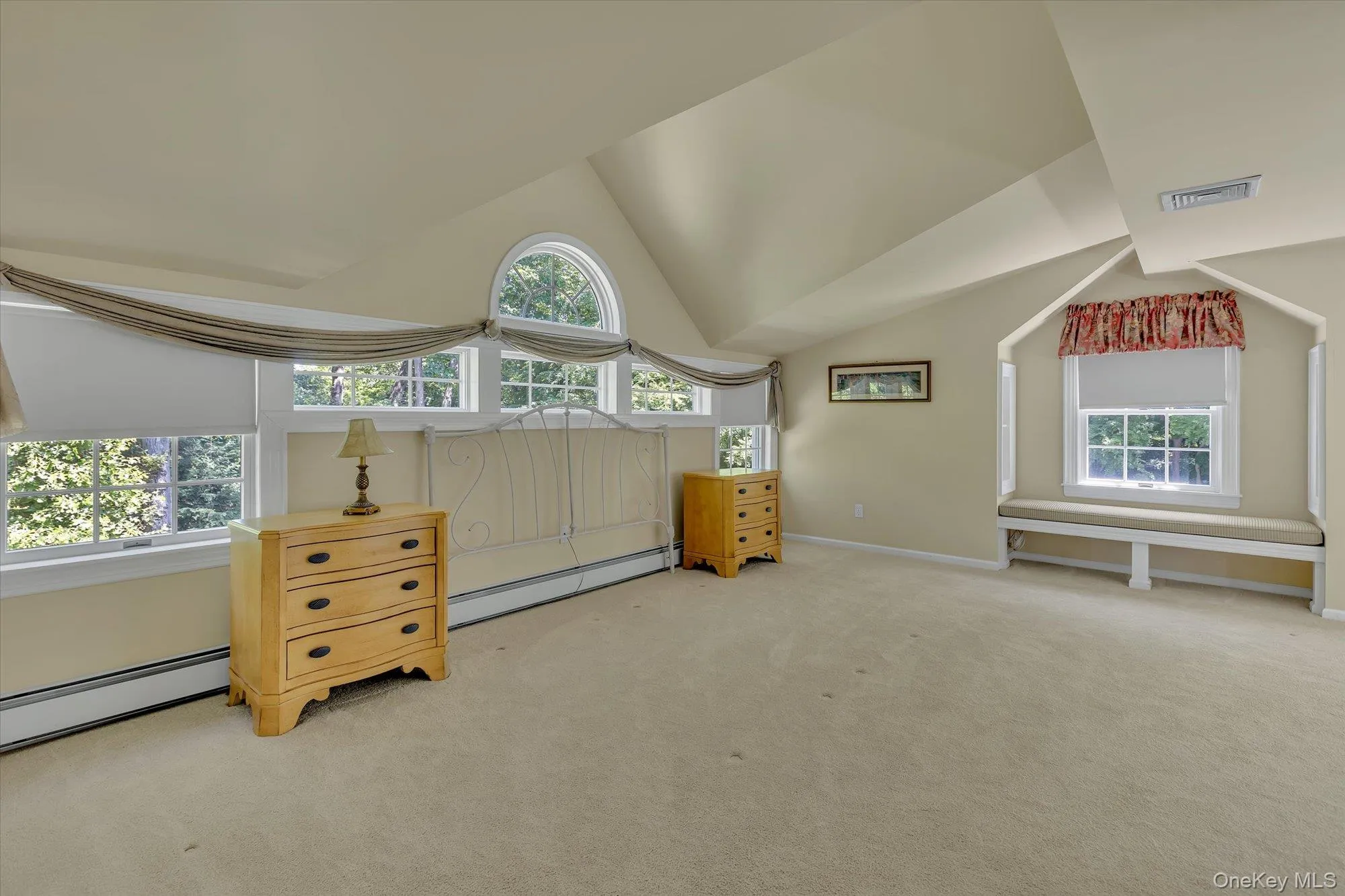 58 Makamah Road, Huntington, NY, 4 Bedrooms Bedrooms, 11 Rooms Rooms,3 BathroomsBathrooms,Residential,For Rent,Makamah,0,1005684 58 Makamah Road, Huntington, NY, 4 Bedrooms Bedrooms, 11 Rooms Rooms,3 BathroomsBathrooms,Residential,For Rent,Makamah,0,1005684