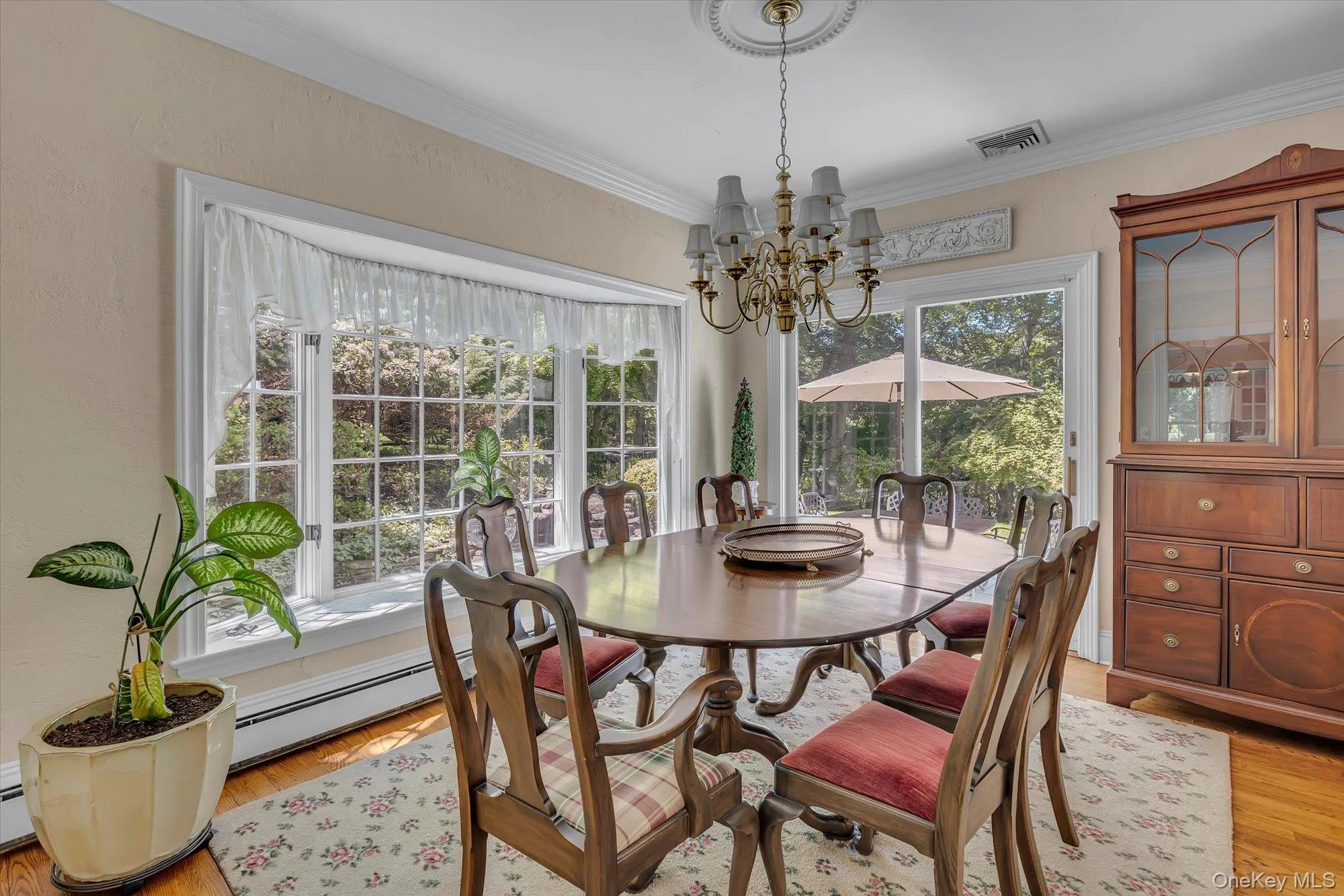 58 Makamah Road, Huntington, NY, 4 Bedrooms Bedrooms, 11 Rooms Rooms,3 BathroomsBathrooms,Residential,For Rent,Makamah,0,1005684 58 Makamah Road, Huntington, NY, 4 Bedrooms Bedrooms, 11 Rooms Rooms,3 BathroomsBathrooms,Residential,For Rent,Makamah,0,1005684
