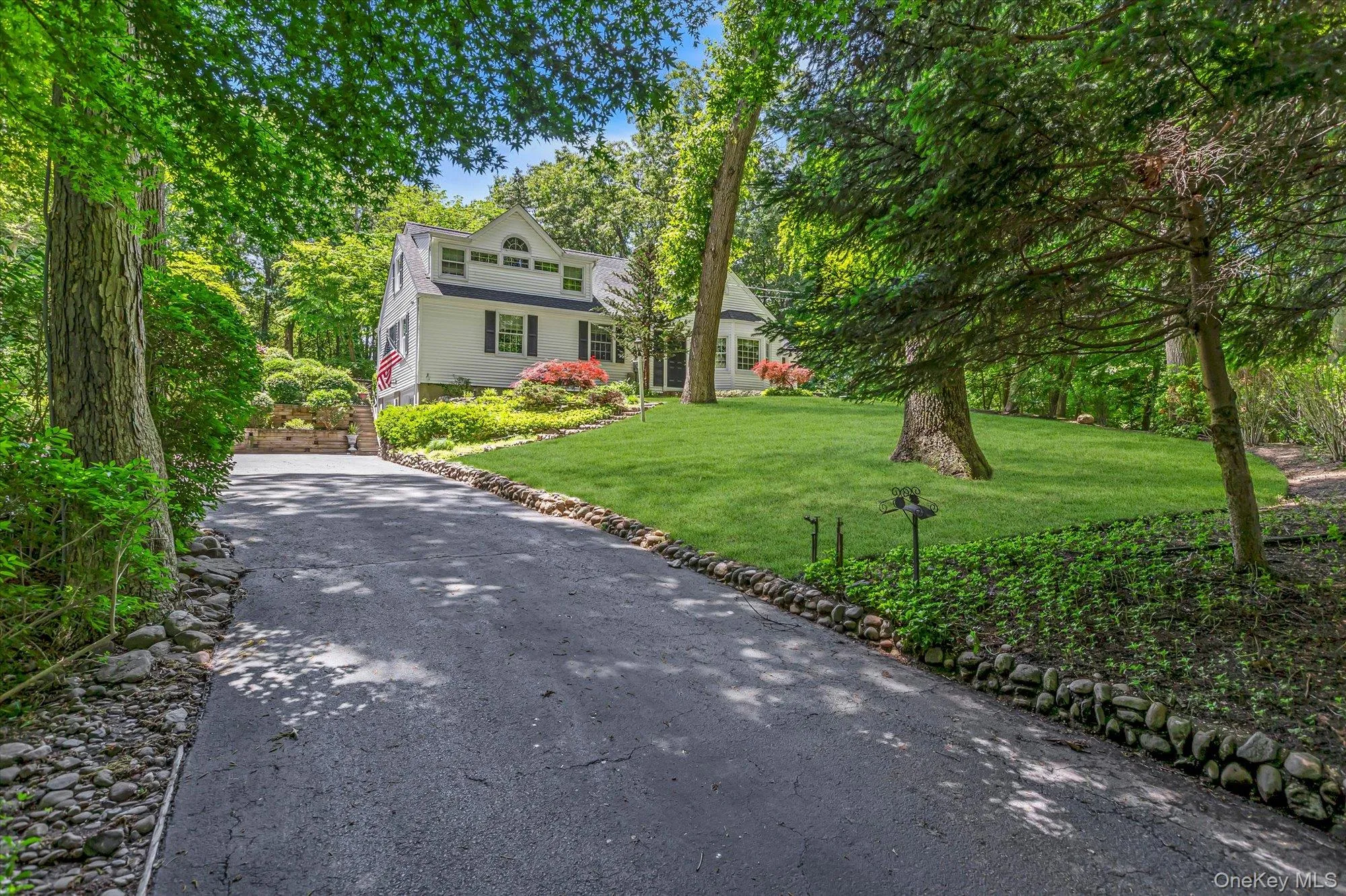 58 Makamah Road, Huntington, NY, 4 Bedrooms Bedrooms, 11 Rooms Rooms,3 BathroomsBathrooms,Residential,For Rent,Makamah,0,1005684 58 Makamah Road, Huntington, NY, 4 Bedrooms Bedrooms, 11 Rooms Rooms,3 BathroomsBathrooms,Residential,For Rent,Makamah,0,1005684