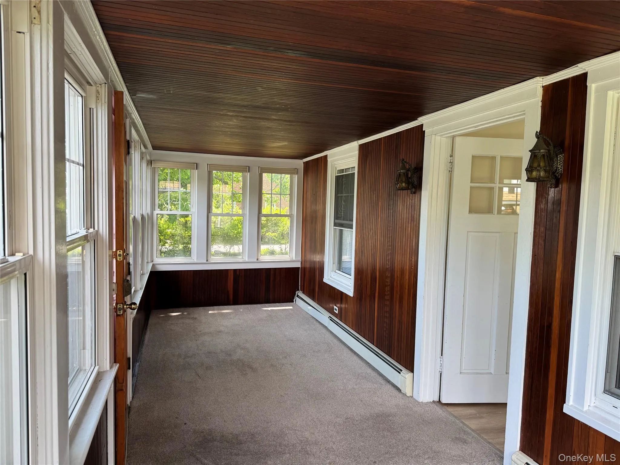 28 Sound Beach Avenue, Oyster Bay, NY, 3 Bedrooms Bedrooms, 6 Rooms Rooms,2 BathroomsBathrooms,Residential Lease,For Rent,Sound Beach,0,1005686 28 Sound Beach Avenue, Oyster Bay, NY, 3 Bedrooms Bedrooms, 6 Rooms Rooms,2 BathroomsBathrooms,Residential Lease,For Rent,Sound Beach,0,1005686