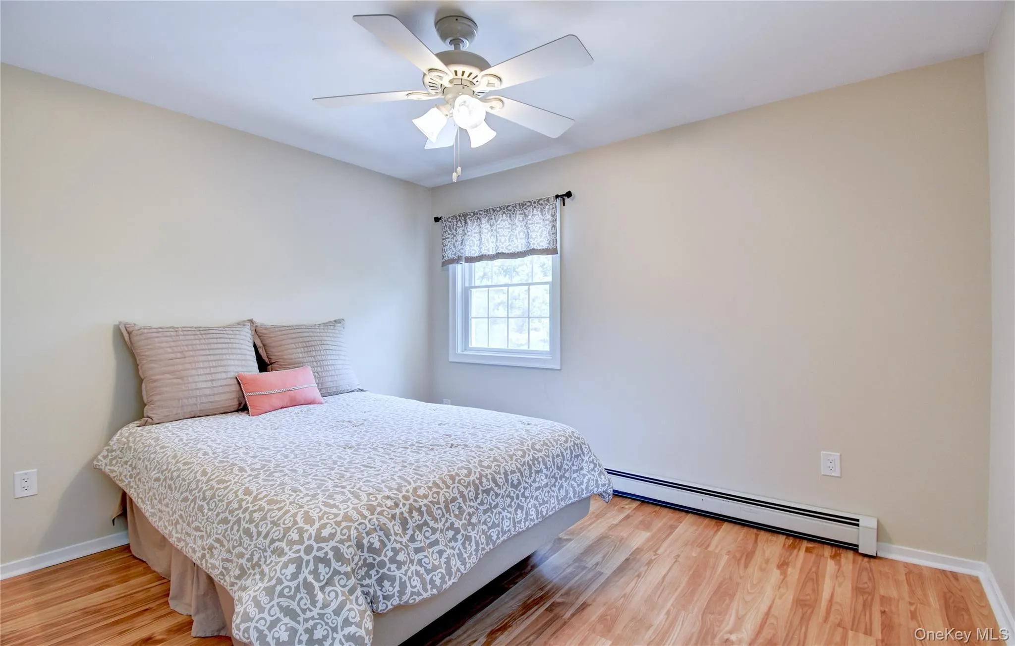 37 Clinton Drive, Blooming Grove, NY, 4 Bedrooms Bedrooms, 10 Rooms Rooms,2 BathroomsBathrooms,Residential,For Rent,Clinton,0,1005687 37 Clinton Drive, Blooming Grove, NY, 4 Bedrooms Bedrooms, 10 Rooms Rooms,2 BathroomsBathrooms,Residential,For Rent,Clinton,0,1005687