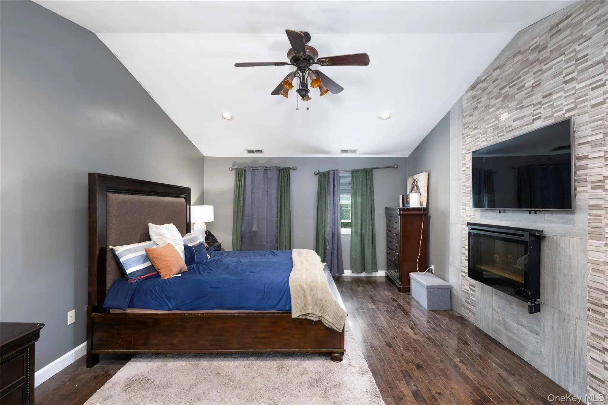 8 Cedardale Loop, Fishkill, NY, 4 Bedrooms Bedrooms, 13 Rooms Rooms,2 BathroomsBathrooms,Residential,For Rent,Cedardale,0,1005688 8 Cedardale Loop, Fishkill, NY, 4 Bedrooms Bedrooms, 13 Rooms Rooms,2 BathroomsBathrooms,Residential,For Rent,Cedardale,0,1005688