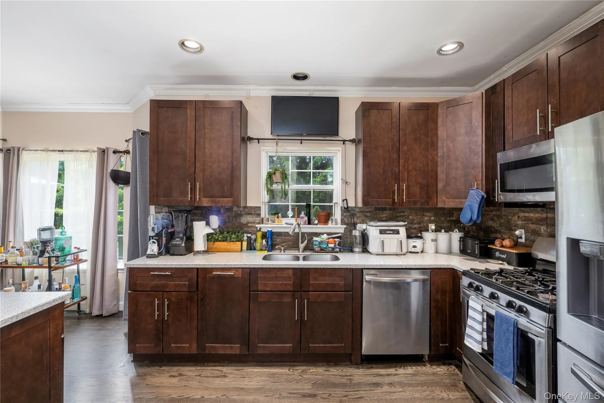 8 Cedardale Loop, Fishkill, NY, 4 Bedrooms Bedrooms, 13 Rooms Rooms,2 BathroomsBathrooms,Residential,For Rent,Cedardale,0,1005688 8 Cedardale Loop, Fishkill, NY, 4 Bedrooms Bedrooms, 13 Rooms Rooms,2 BathroomsBathrooms,Residential,For Rent,Cedardale,0,1005688