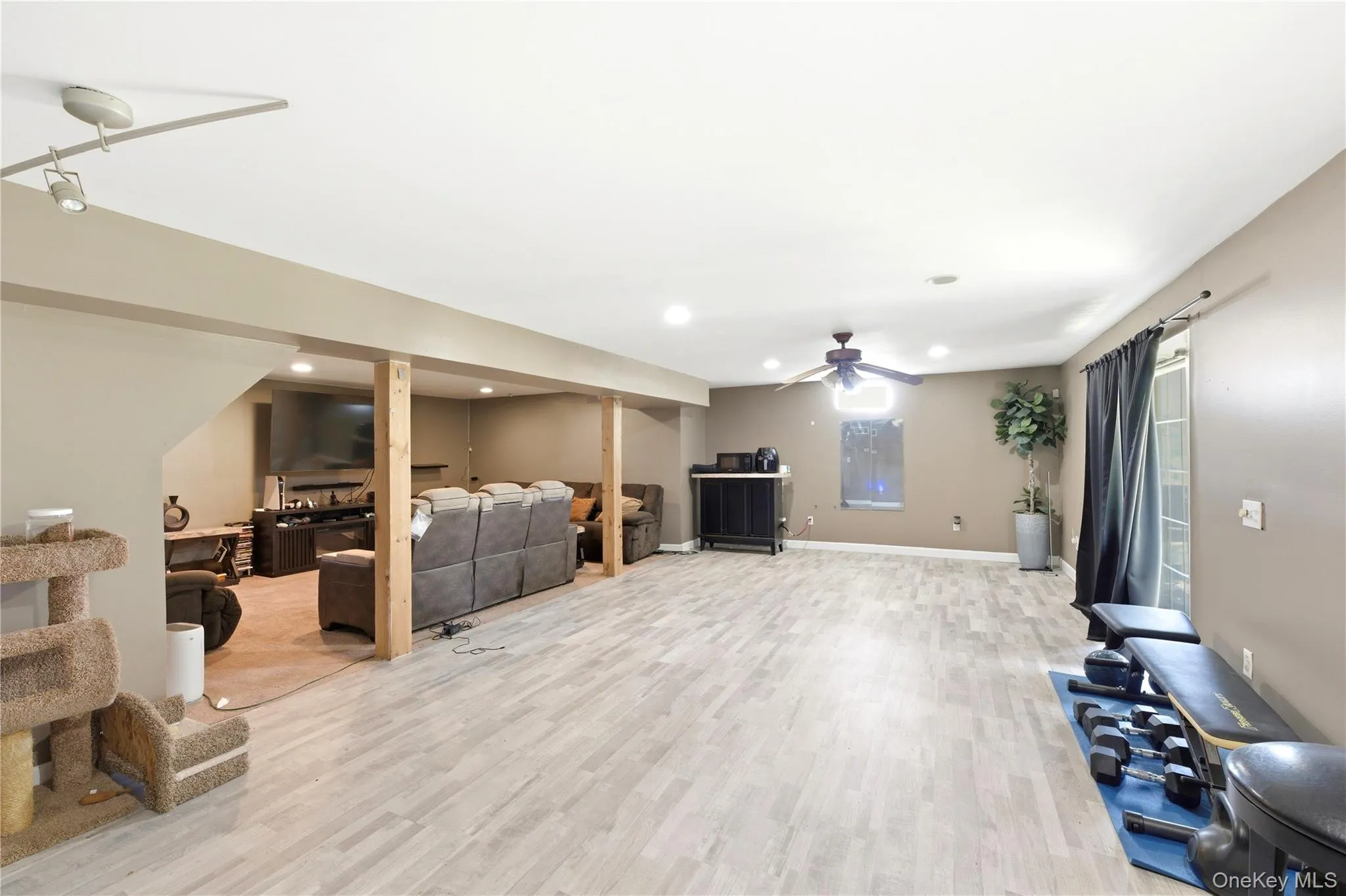 8 Cedardale Loop, Fishkill, NY, 4 Bedrooms Bedrooms, 13 Rooms Rooms,2 BathroomsBathrooms,Residential,For Rent,Cedardale,0,1005688 8 Cedardale Loop, Fishkill, NY, 4 Bedrooms Bedrooms, 13 Rooms Rooms,2 BathroomsBathrooms,Residential,For Rent,Cedardale,0,1005688