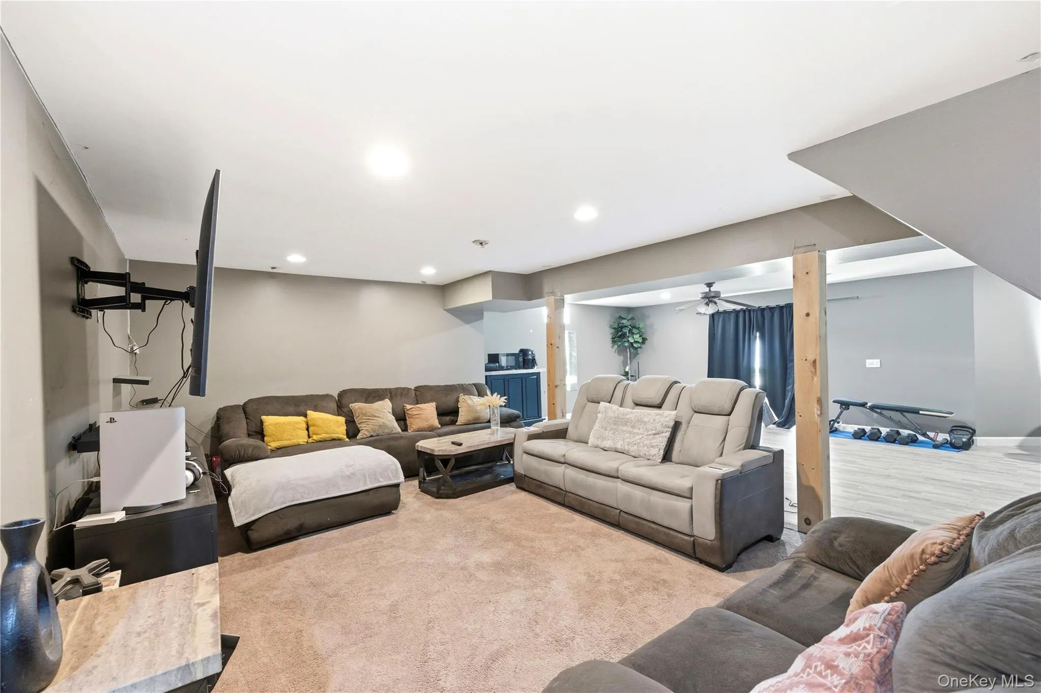 8 Cedardale Loop, Fishkill, NY, 4 Bedrooms Bedrooms, 13 Rooms Rooms,2 BathroomsBathrooms,Residential,For Rent,Cedardale,0,1005688 8 Cedardale Loop, Fishkill, NY, 4 Bedrooms Bedrooms, 13 Rooms Rooms,2 BathroomsBathrooms,Residential,For Rent,Cedardale,0,1005688
