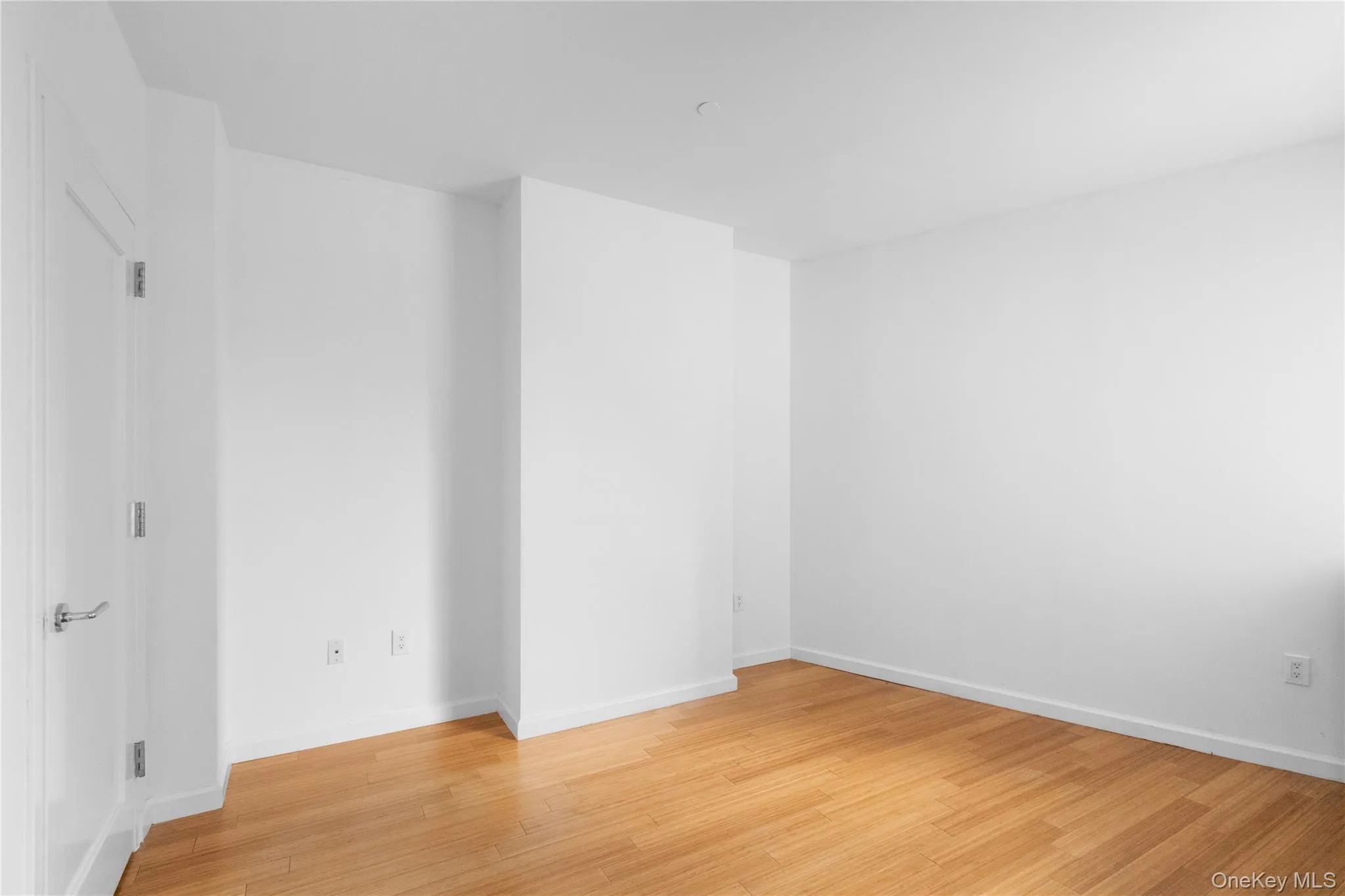 24-15 Queens Plaza, New York, NY, 2 Bedrooms Bedrooms, 5 Rooms Rooms,2 BathroomsBathrooms,Residential Lease,For Rent,Queens,0,1005690 24-15 Queens Plaza, New York, NY, 2 Bedrooms Bedrooms, 5 Rooms Rooms,2 BathroomsBathrooms,Residential Lease,For Rent,Queens,0,1005690