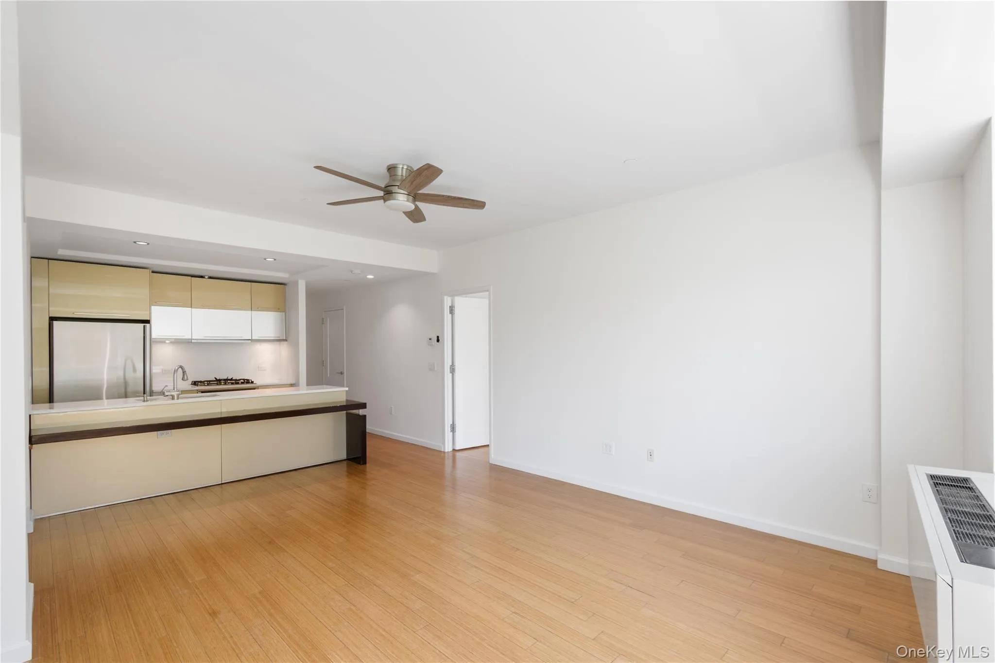 24-15 Queens Plaza, New York, NY, 2 Bedrooms Bedrooms, 5 Rooms Rooms,2 BathroomsBathrooms,Residential Lease,For Rent,Queens,0,1005690 24-15 Queens Plaza, New York, NY, 2 Bedrooms Bedrooms, 5 Rooms Rooms,2 BathroomsBathrooms,Residential Lease,For Rent,Queens,0,1005690