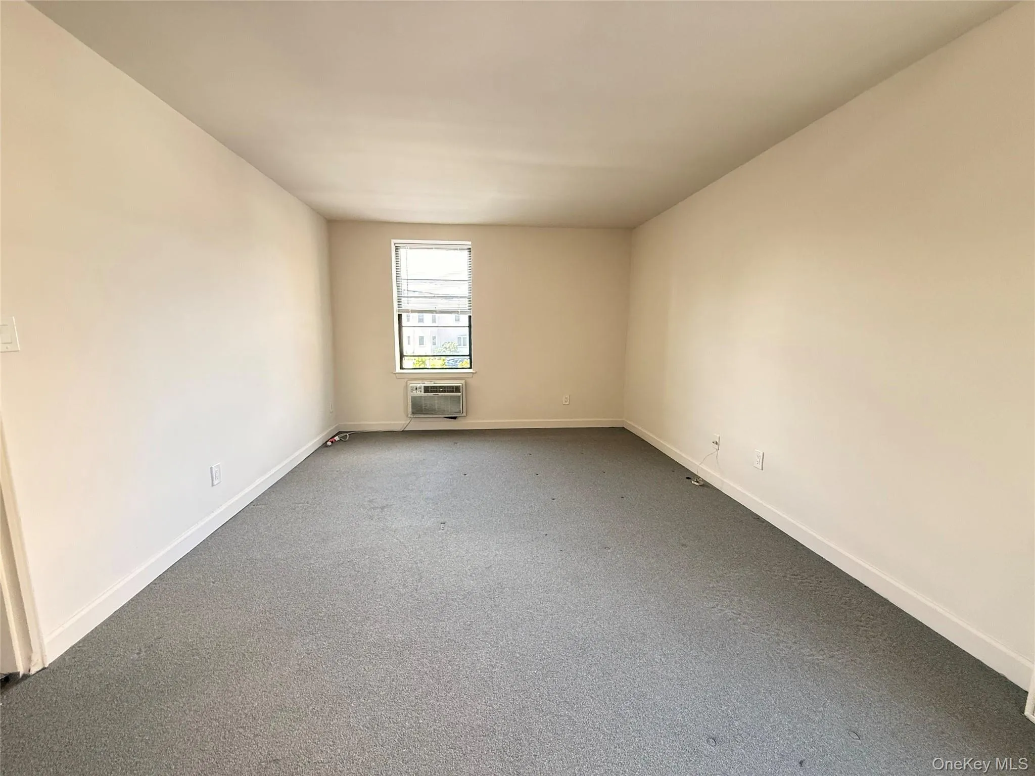 190 First Street, North Hempstead, NY, 1 Bedroom Bedrooms, 3 Rooms Rooms,1 BathroomBathrooms,Residential Lease,For Rent,First,0,1005692 190 First Street, North Hempstead, NY, 1 Bedroom Bedrooms, 3 Rooms Rooms,1 BathroomBathrooms,Residential Lease,For Rent,First,0,1005692