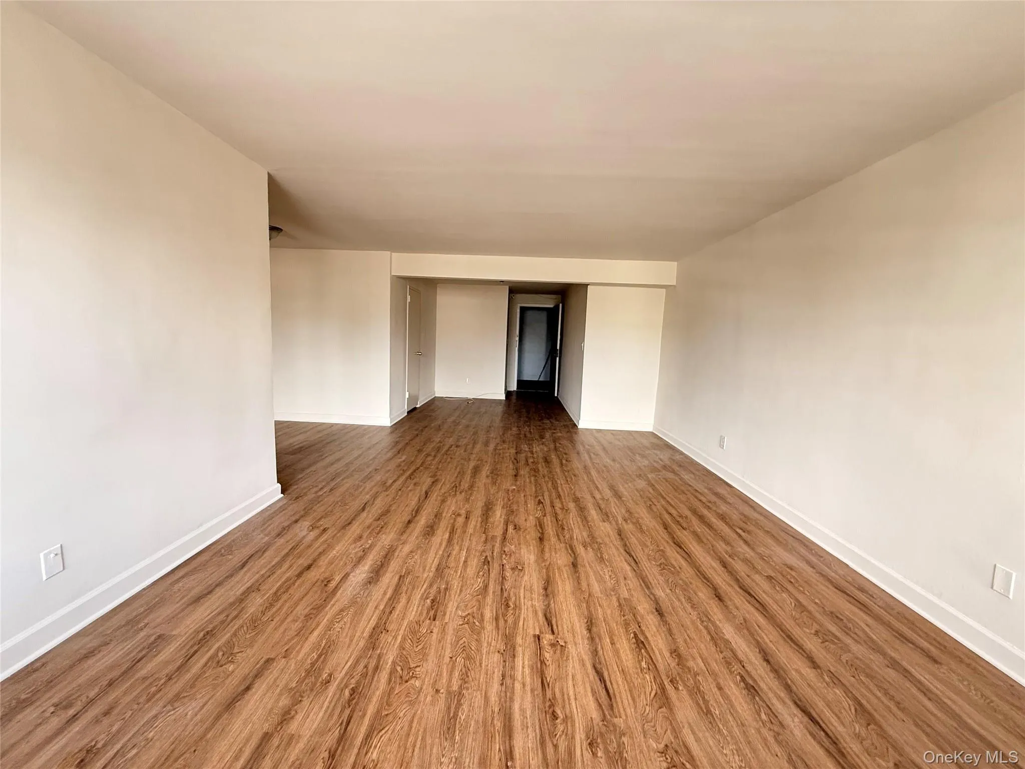 190 First Street, North Hempstead, NY, 1 Bedroom Bedrooms, 3 Rooms Rooms,1 BathroomBathrooms,Residential Lease,For Rent,First,0,1005692 190 First Street, North Hempstead, NY, 1 Bedroom Bedrooms, 3 Rooms Rooms,1 BathroomBathrooms,Residential Lease,For Rent,First,0,1005692