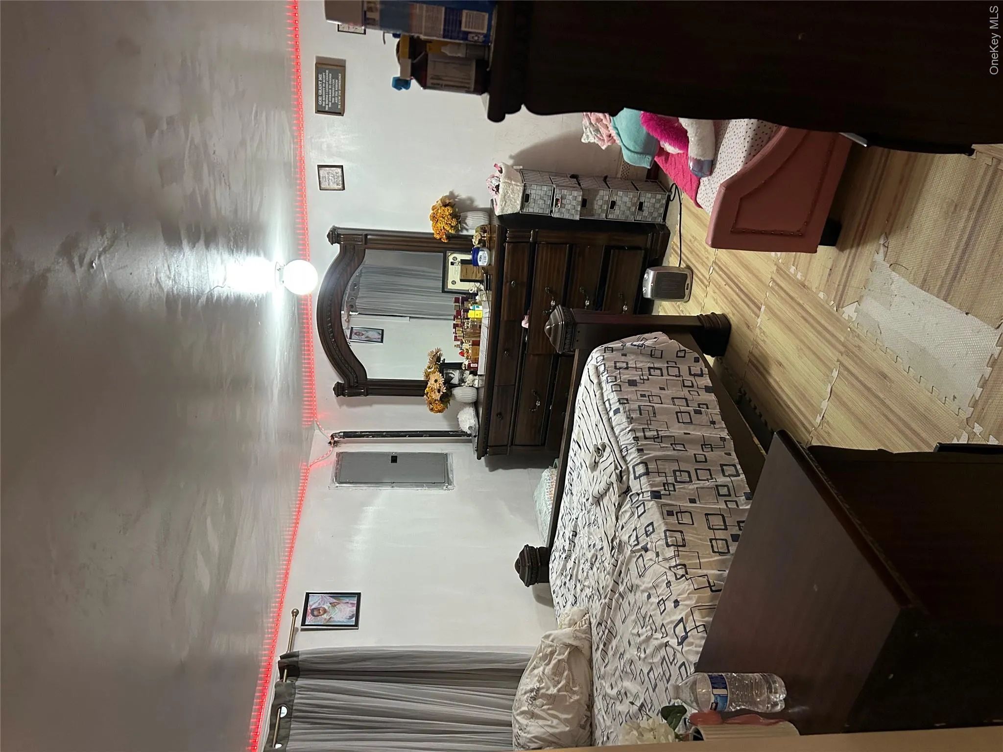 246 Parkway Boulevard, Babylon, NY, 5 Bedrooms Bedrooms, 12 Rooms Rooms,3 BathroomsBathrooms,Residential,For Rent,Parkway,0,1005697 246 Parkway Boulevard, Babylon, NY, 5 Bedrooms Bedrooms, 12 Rooms Rooms,3 BathroomsBathrooms,Residential,For Rent,Parkway,0,1005697