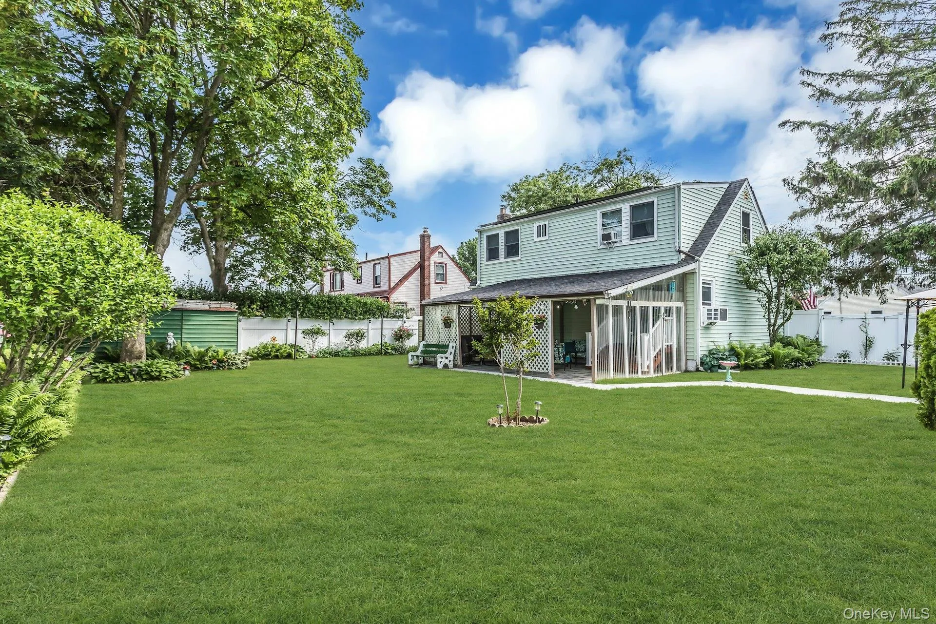 93 Gilroy Avenue, Hempstead, NY, 4 Bedrooms Bedrooms, 9 Rooms Rooms,2 BathroomsBathrooms,Residential,For Rent,Gilroy,0,1005699 93 Gilroy Avenue, Hempstead, NY, 4 Bedrooms Bedrooms, 9 Rooms Rooms,2 BathroomsBathrooms,Residential,For Rent,Gilroy,0,1005699